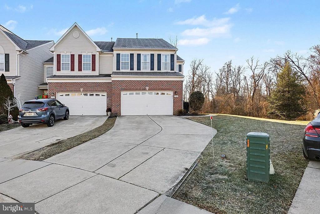 LOU MAR ESTATES - Residential