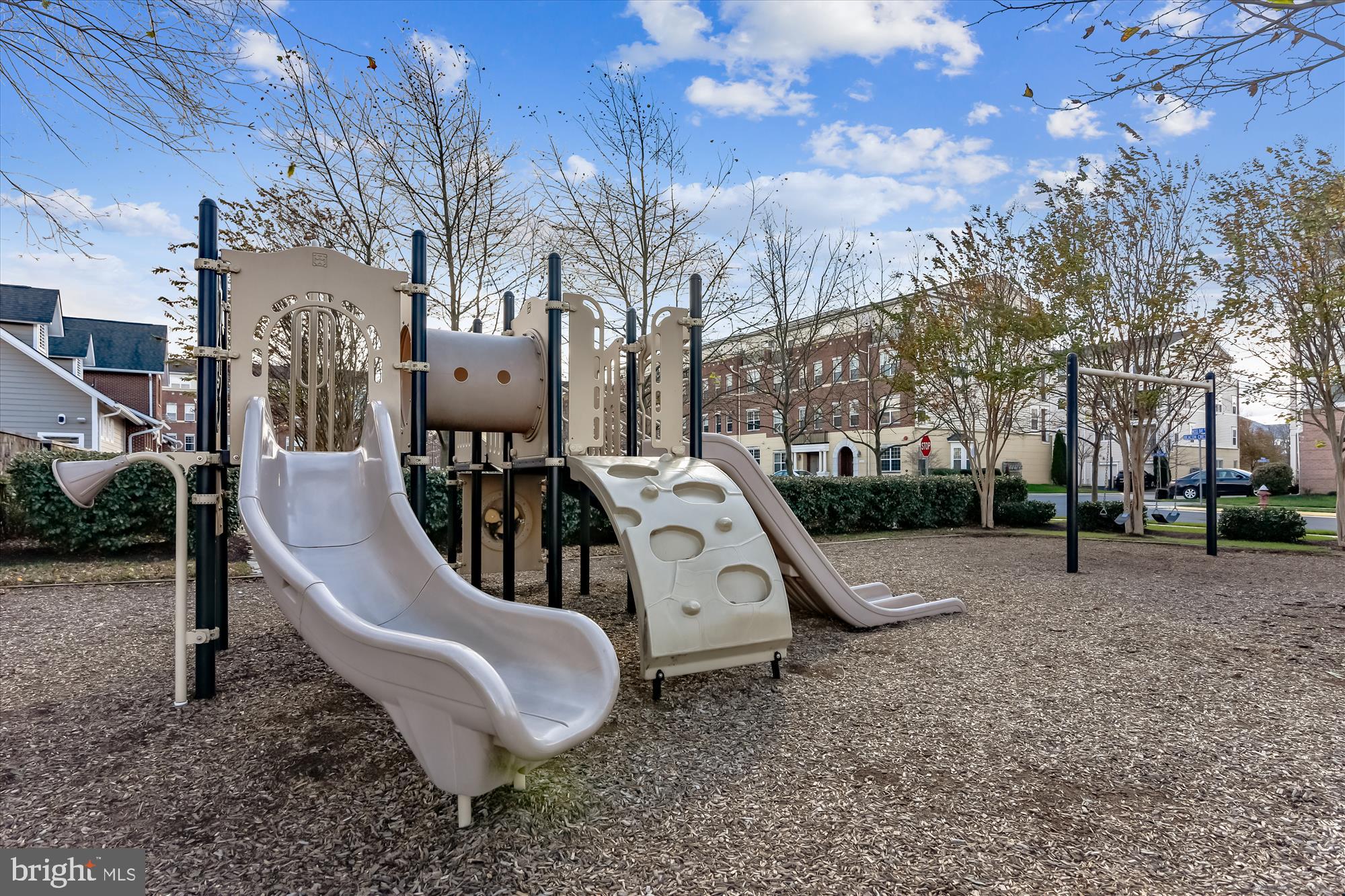 BRAMBLETON TOWN CENTER - Residential