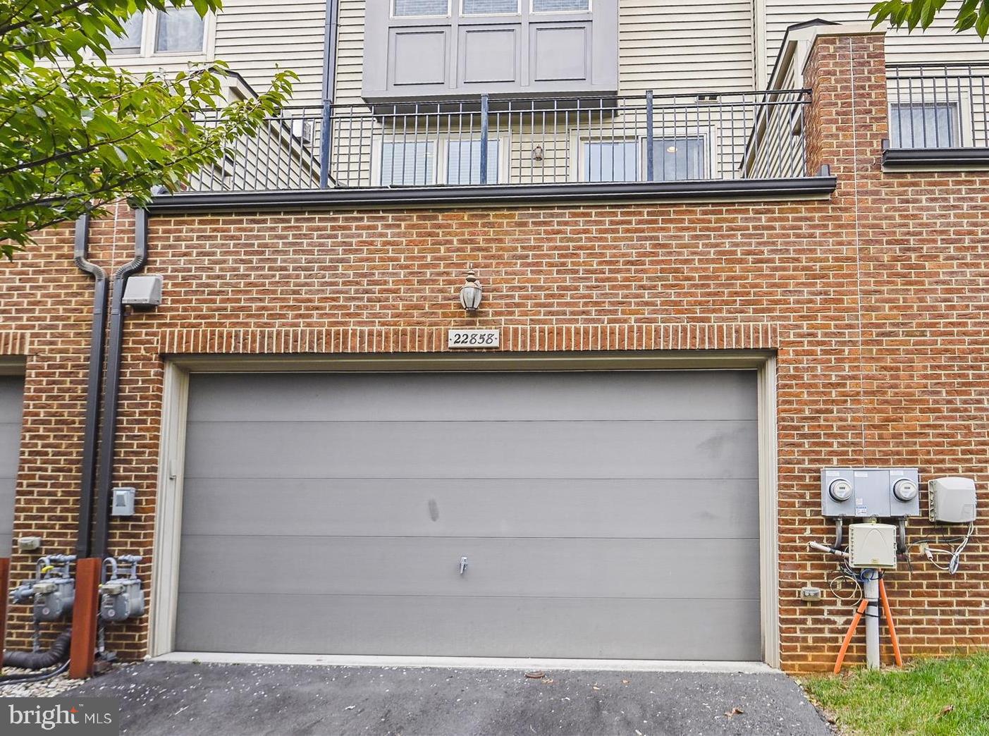 BRAMBLETON TOWN CENTER - Residential