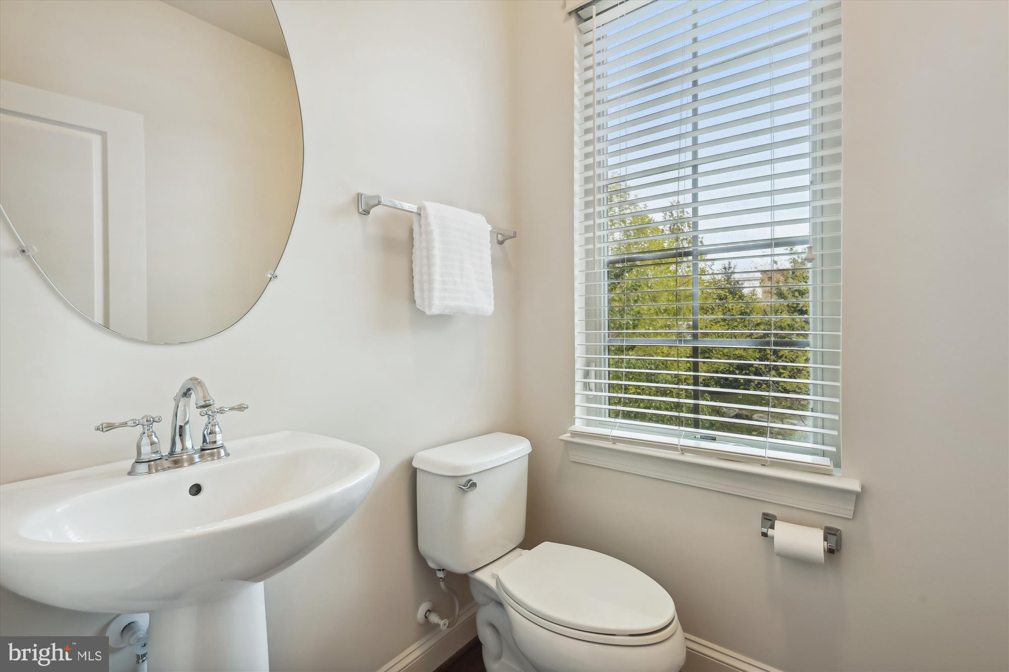 BRAMBLETON TOWN CENTER - Residential