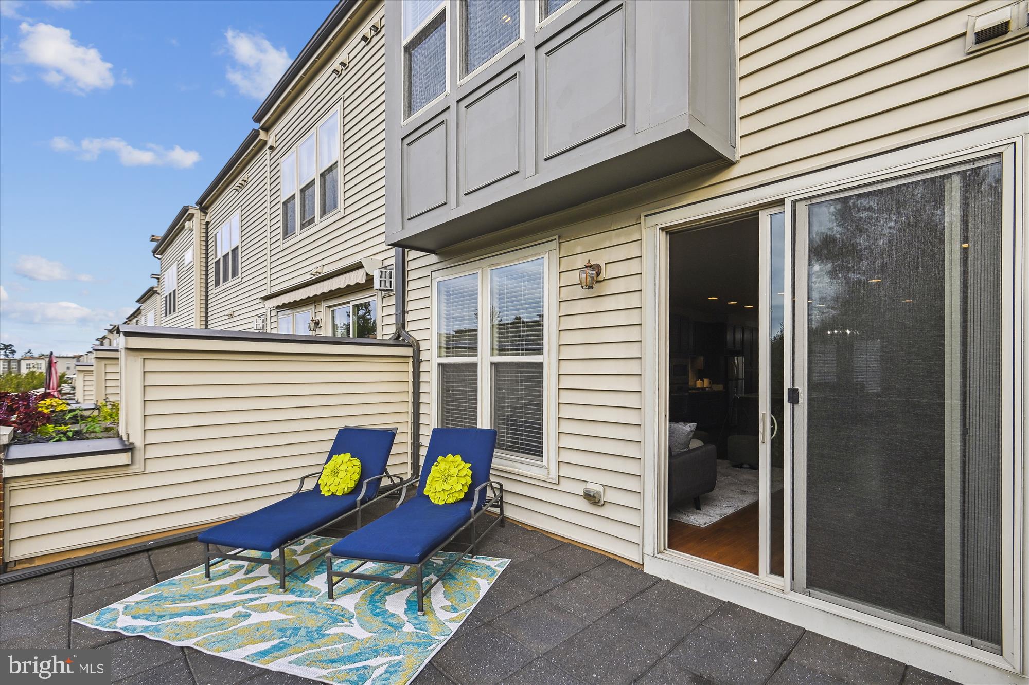 BRAMBLETON TOWN CENTER - Residential