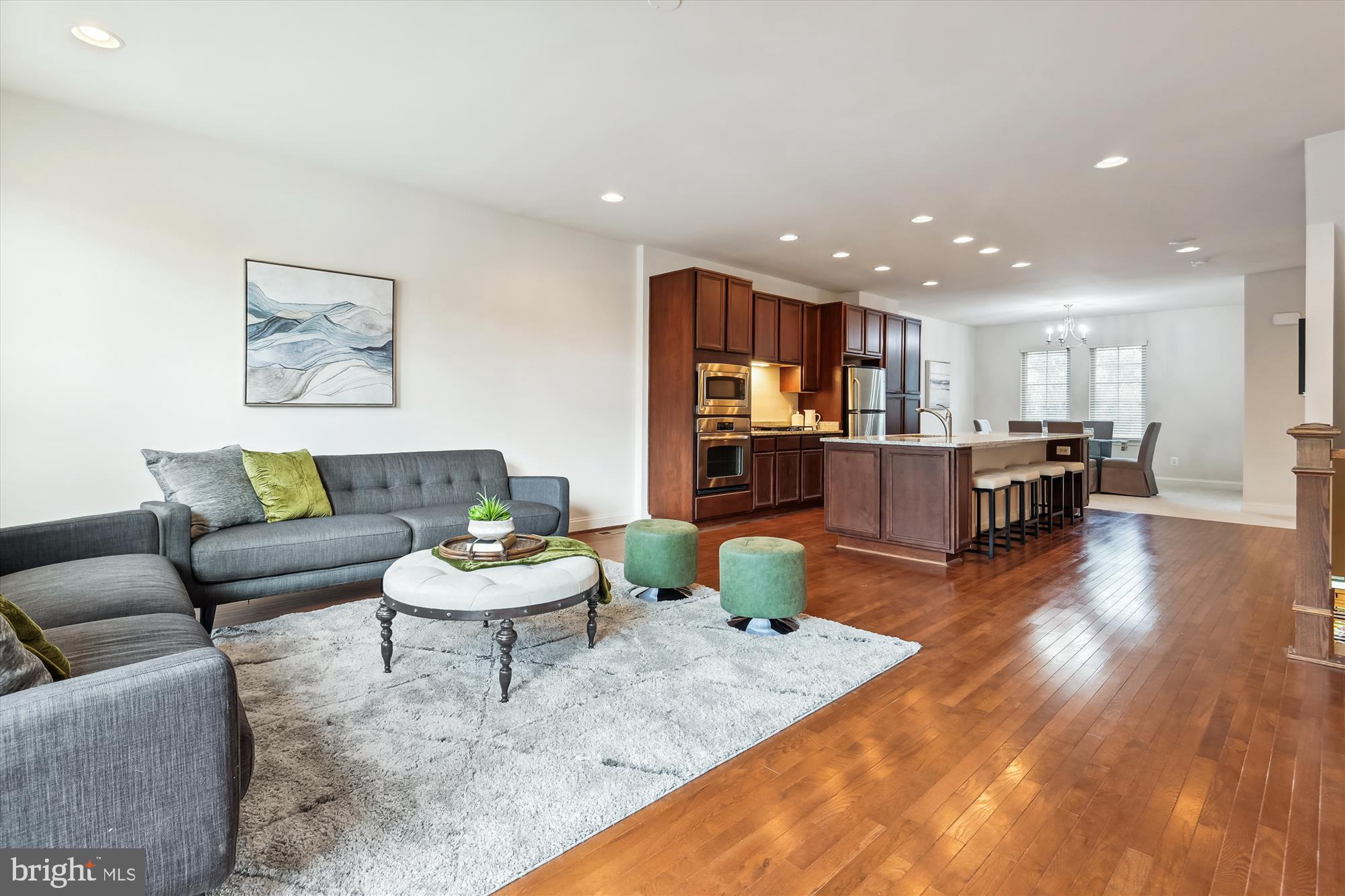 BRAMBLETON TOWN CENTER - Residential