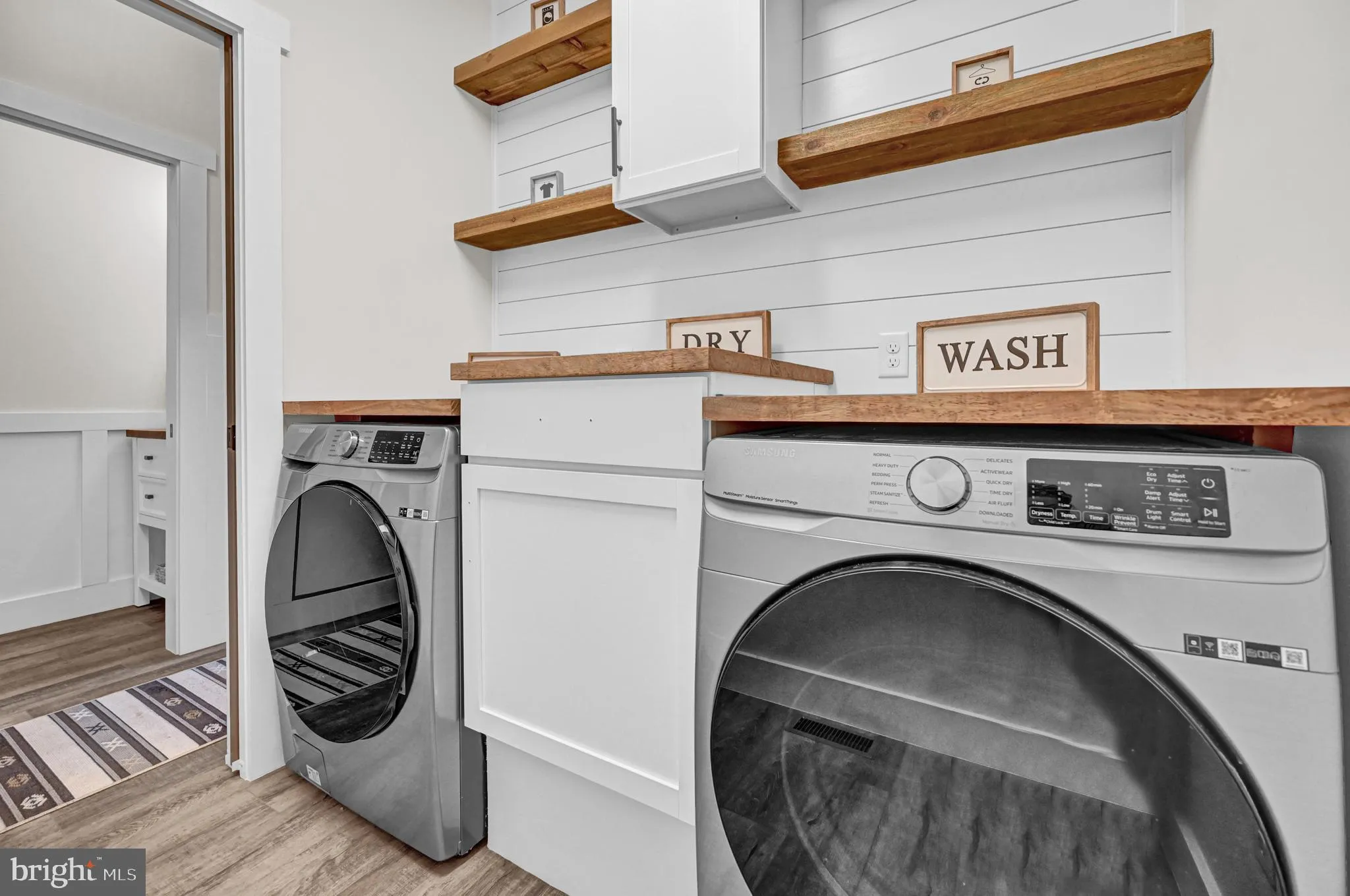 Hanover, Pennsylvania 17331, United States, 4 Bedrooms Bedrooms, ,3 BathroomsBathrooms,Residential,Active,72176