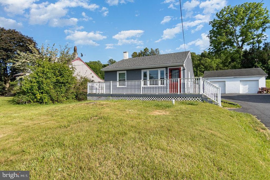 Photo of 4528 MARIETTA AVE, COLUMBIA, PA 17512 (MLS # PALA2036154)