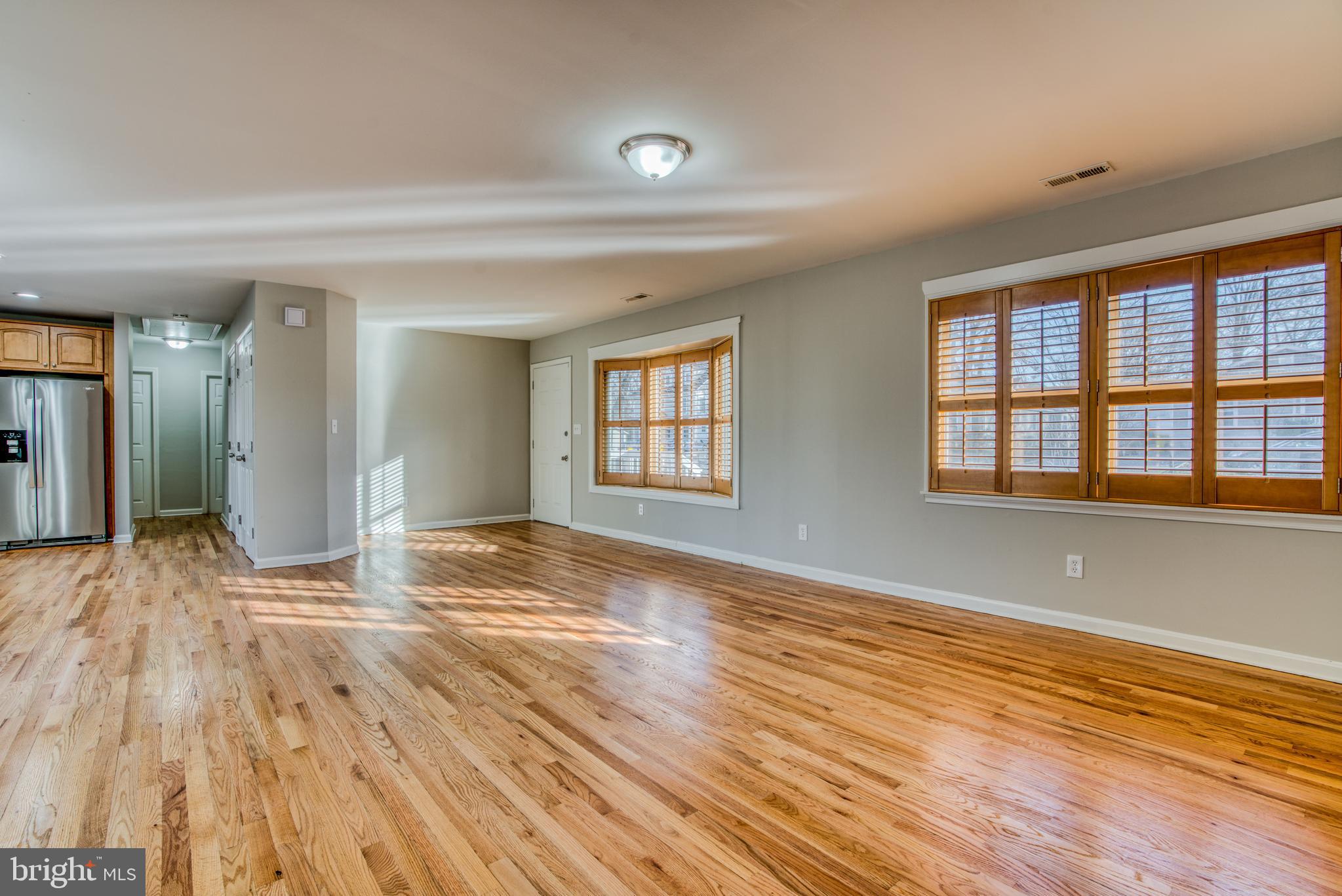 MANHATTAN BEACH - Residential Lease