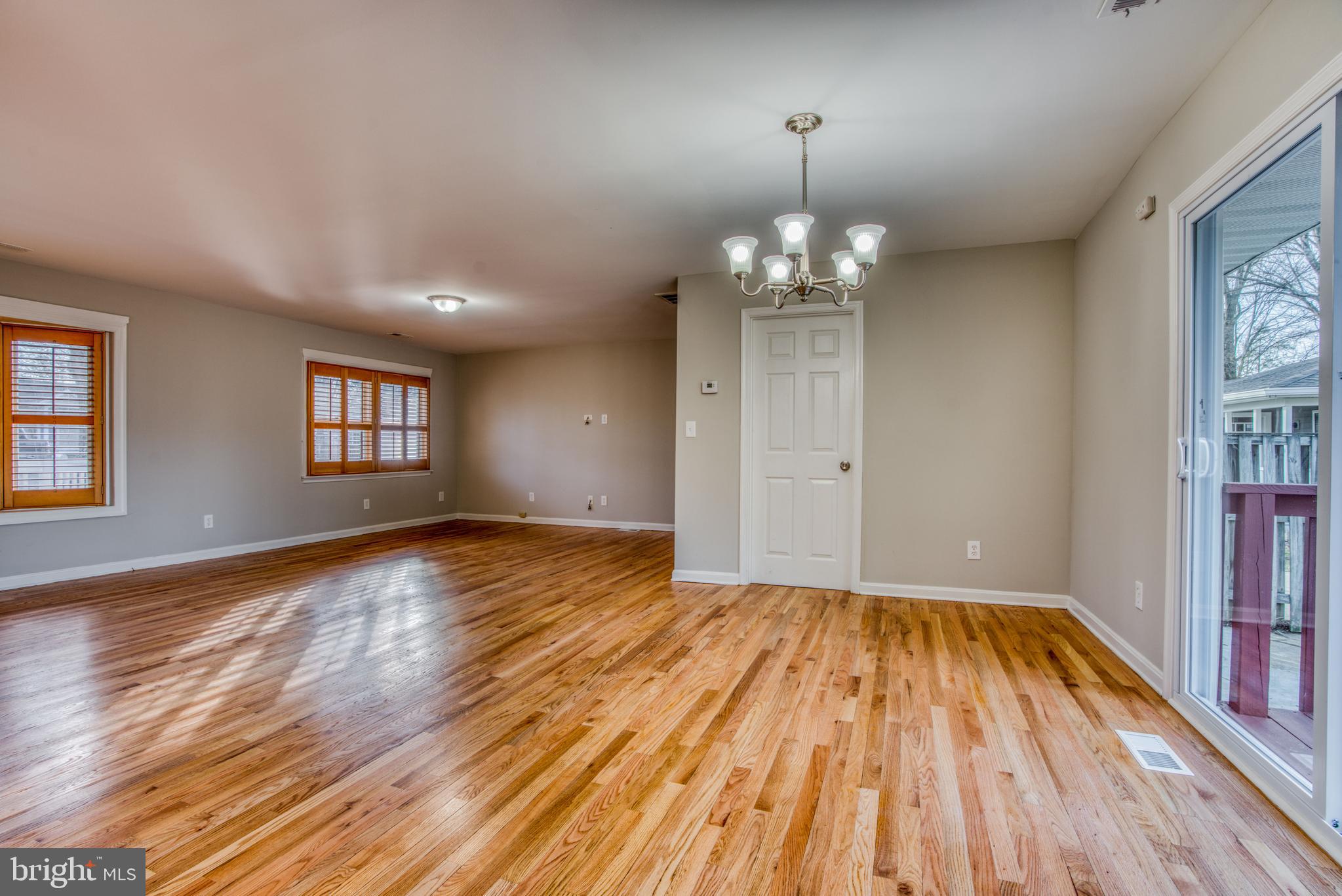 MANHATTAN BEACH - Residential Lease