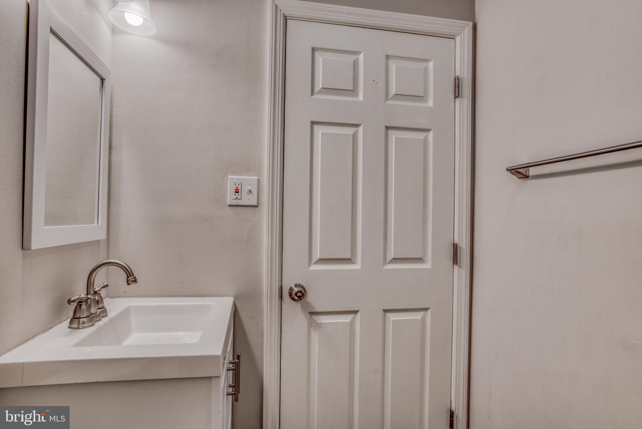 MANHATTAN BEACH - Residential Lease