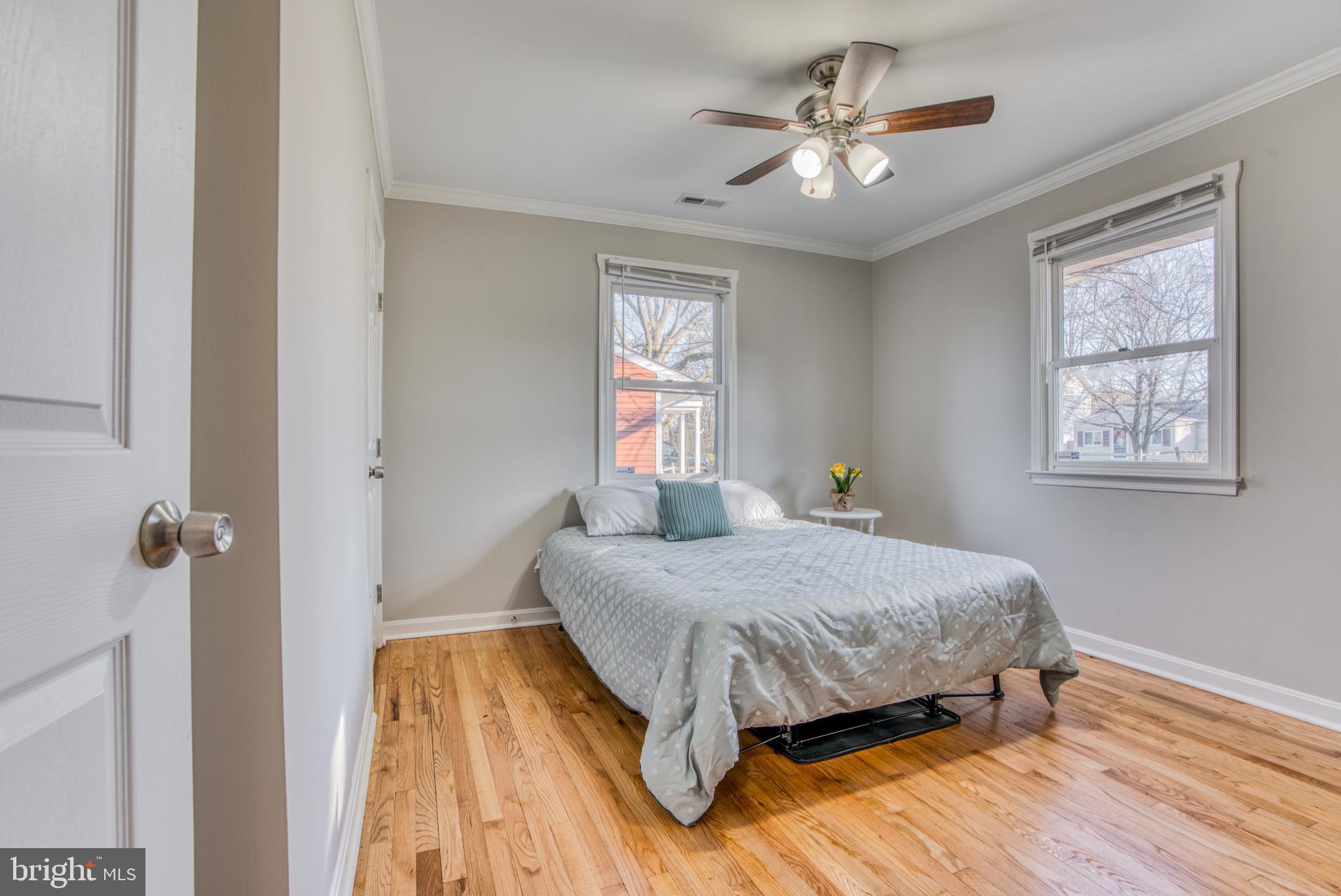 MANHATTAN BEACH - Residential Lease