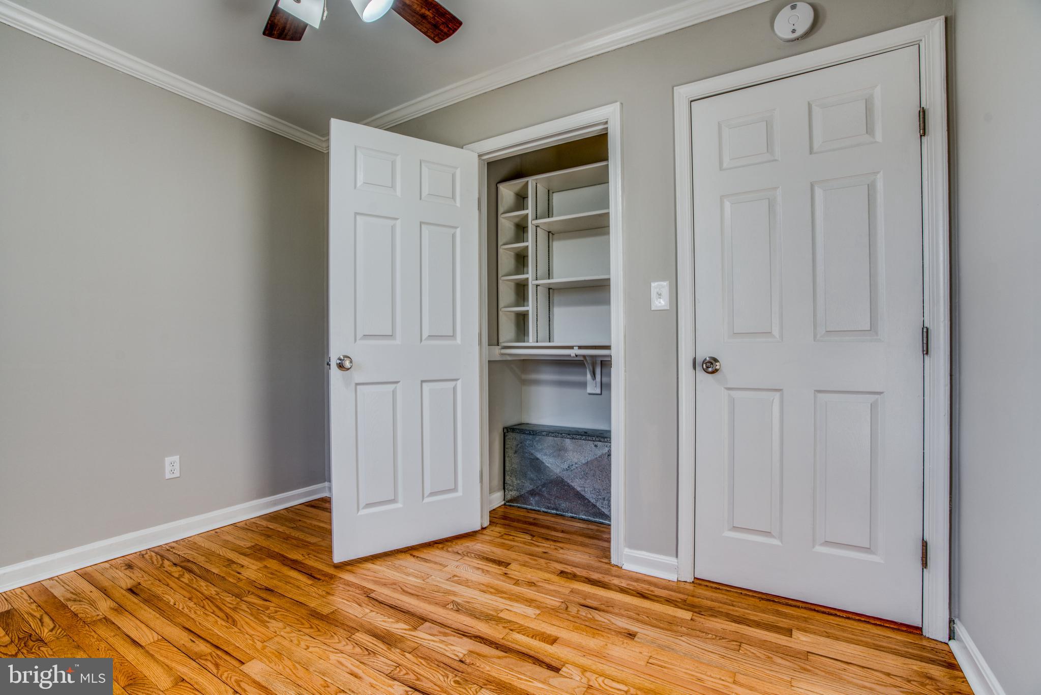 MANHATTAN BEACH - Residential Lease