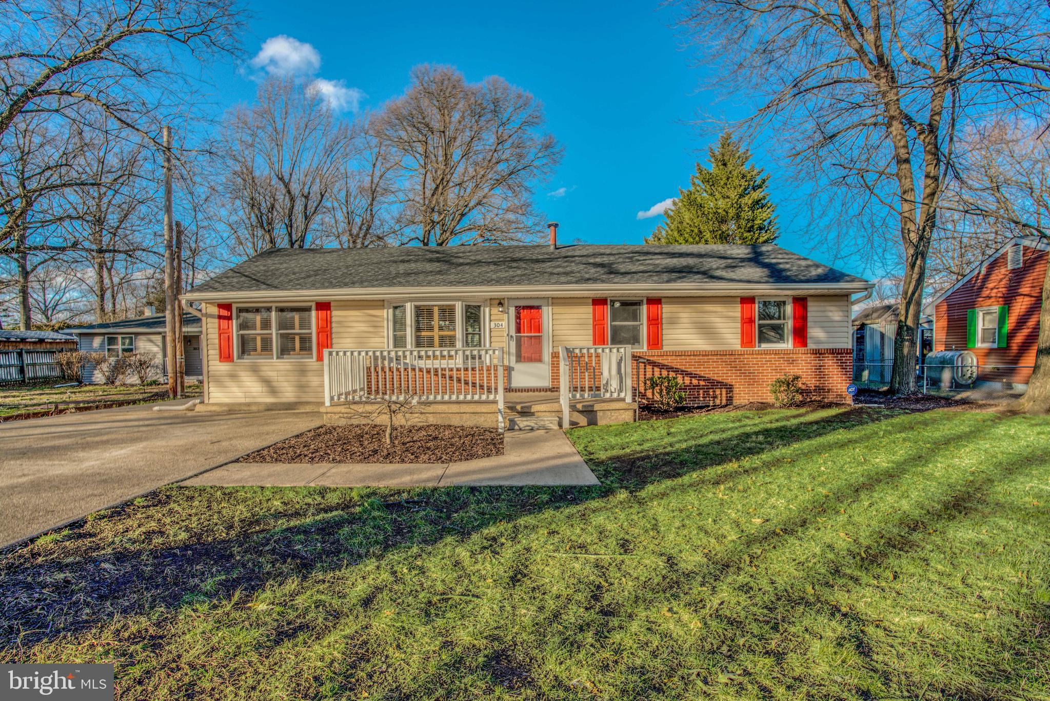 MANHATTAN BEACH - Residential Lease