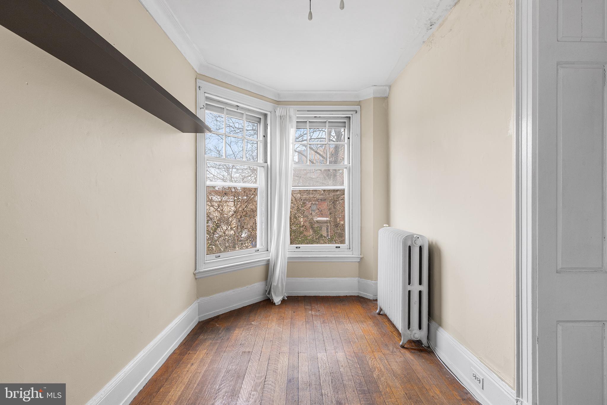 UNIVERSITY CITY - Residential Lease