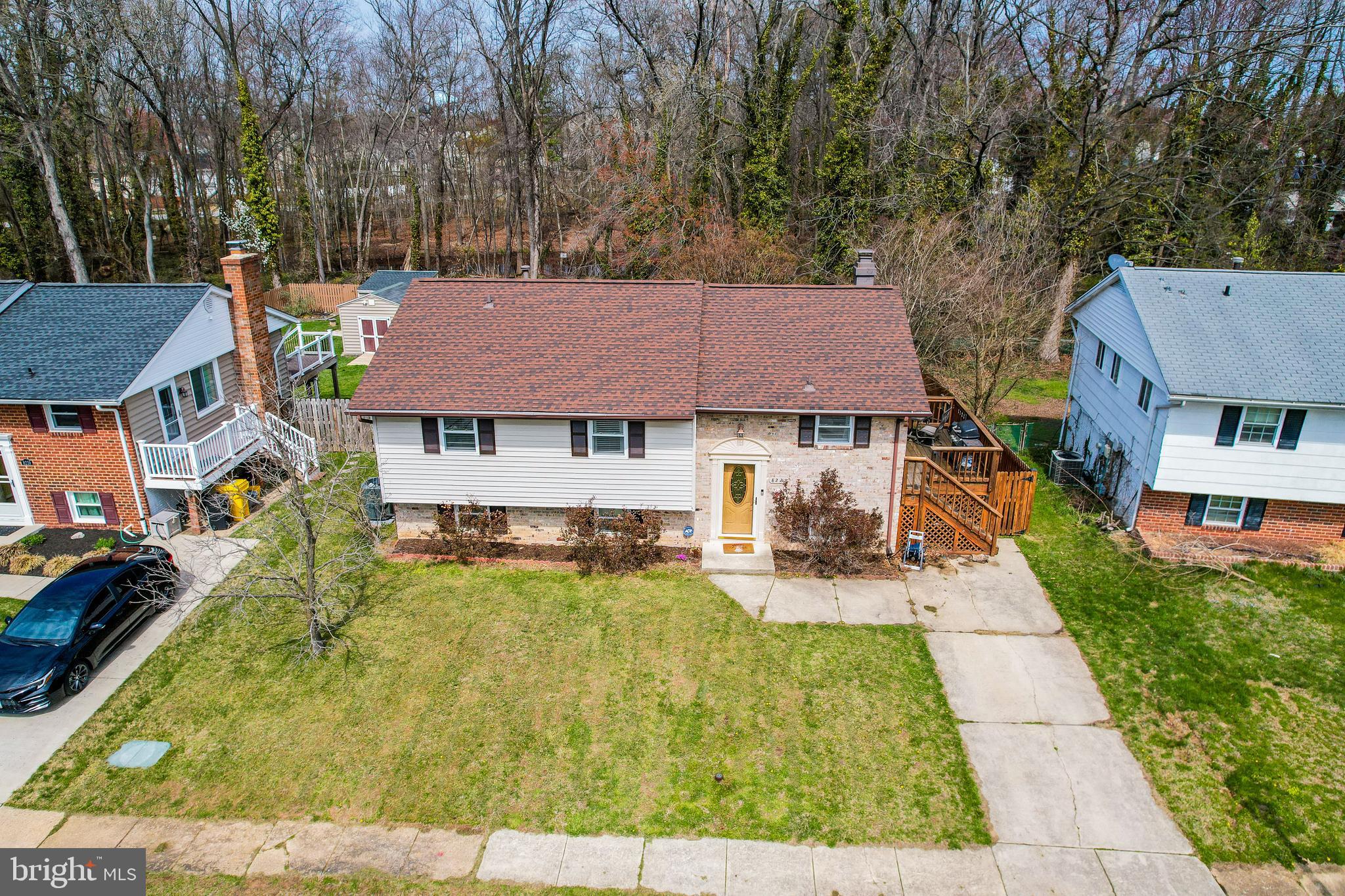 VILLAGE OF OLDE MILL - Residential