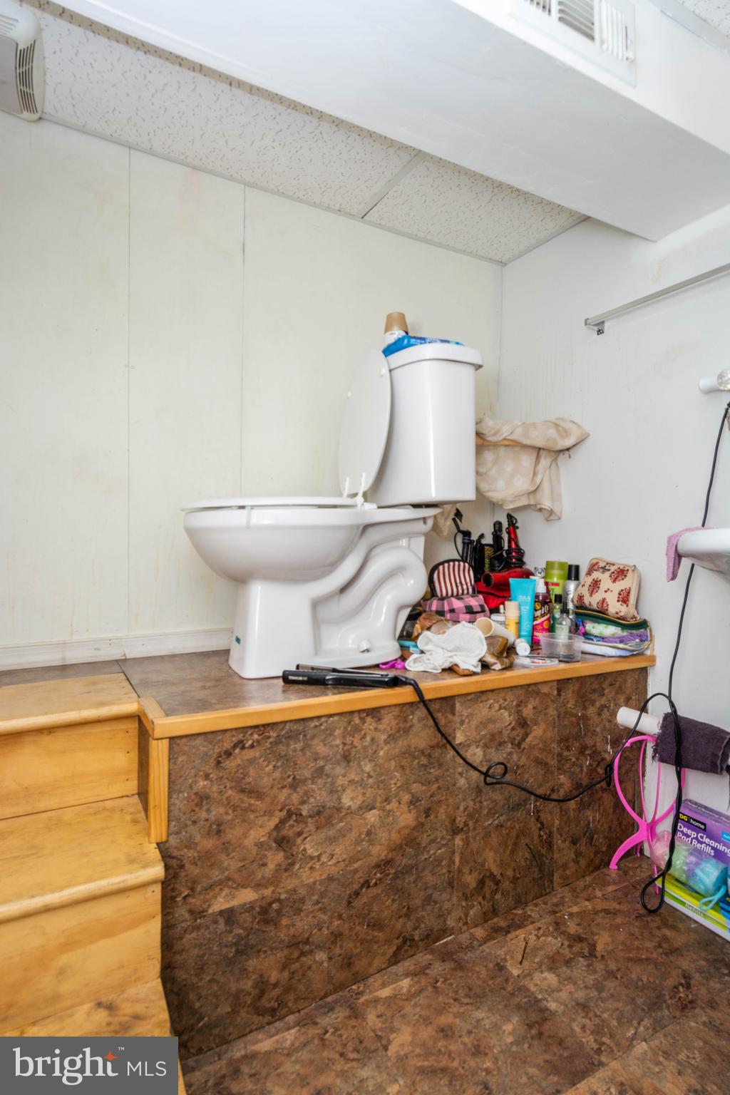 ANTHONYVILLE - Residential