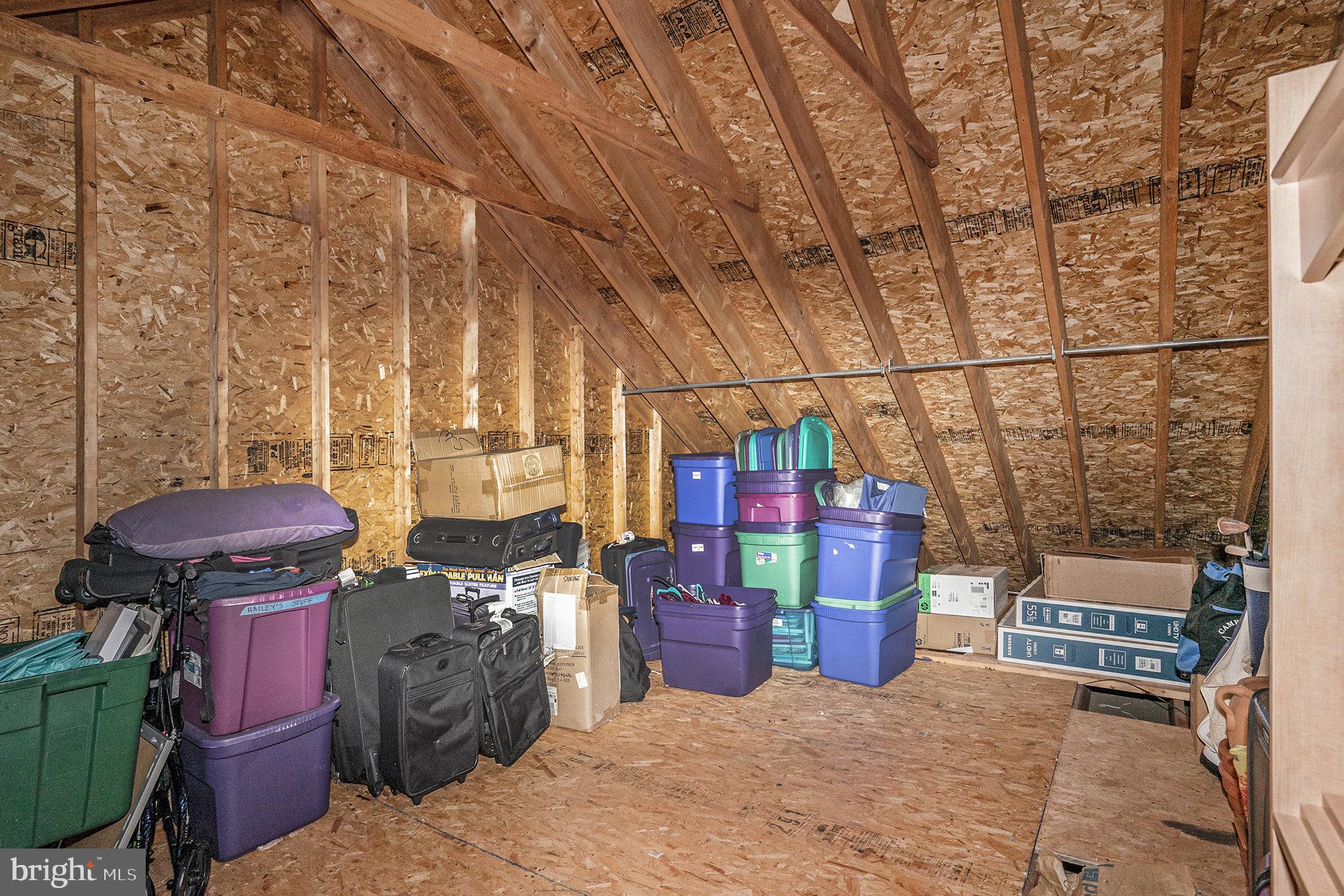 EVANSBURG CROSSING - Residential