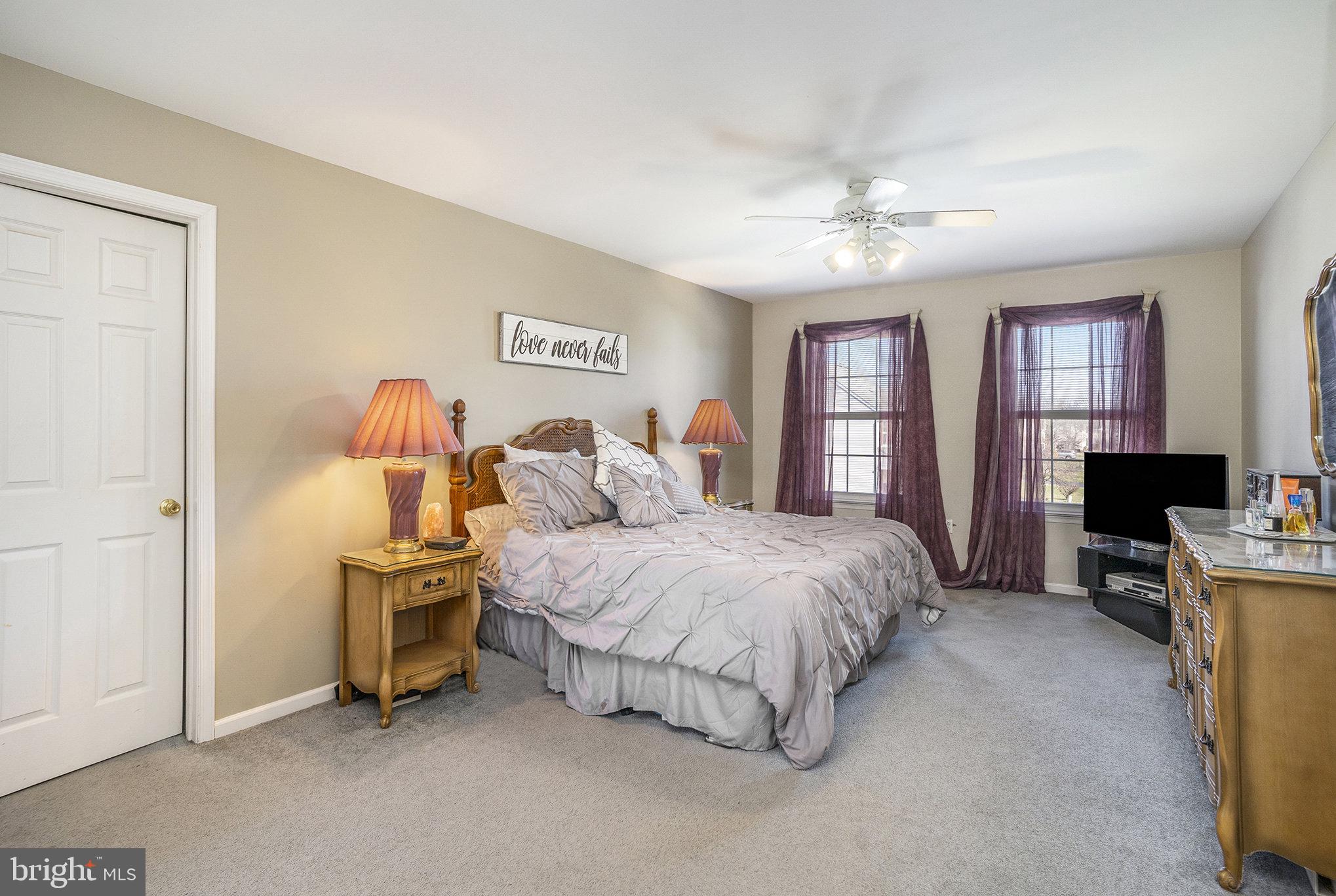 EVANSBURG CROSSING - Residential