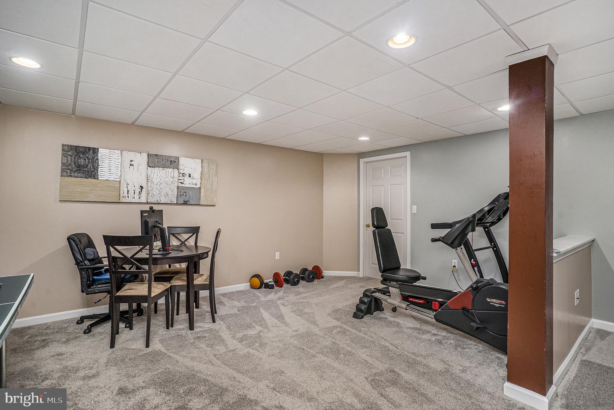 EVANSBURG CROSSING - Residential