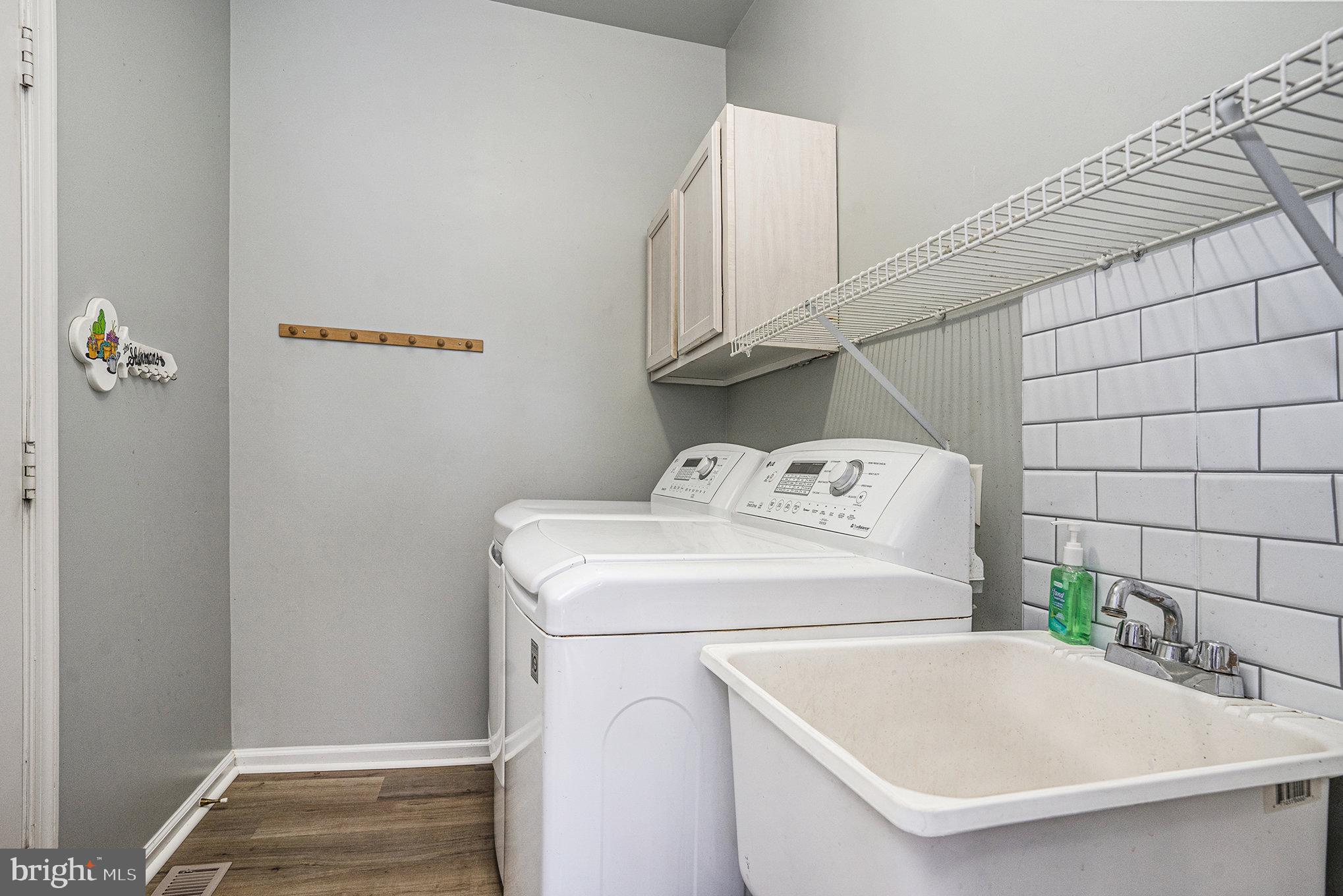 EVANSBURG CROSSING - Residential