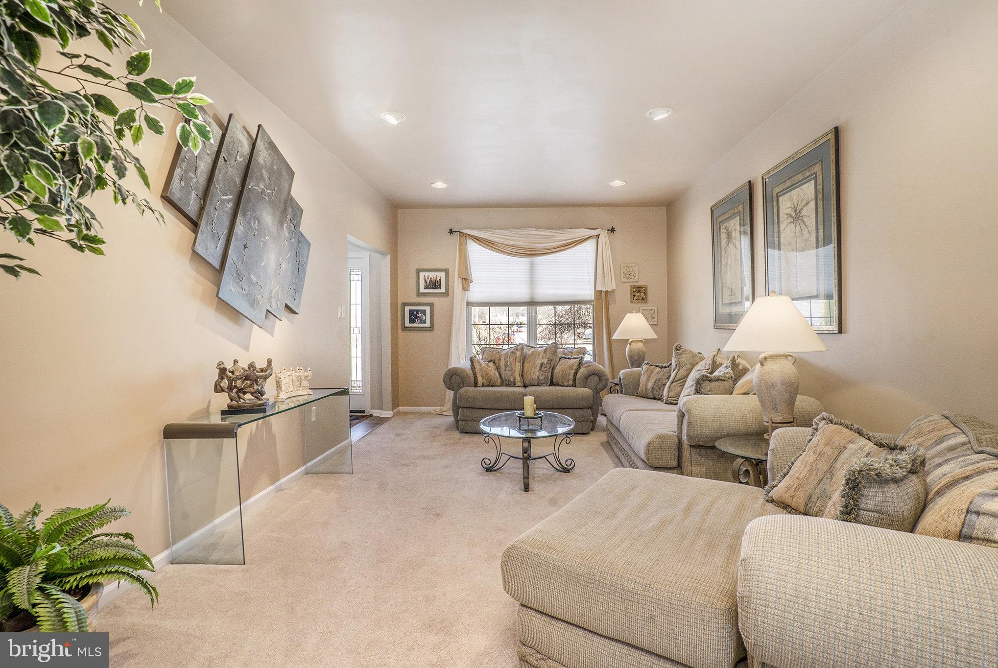 EVANSBURG CROSSING - Residential