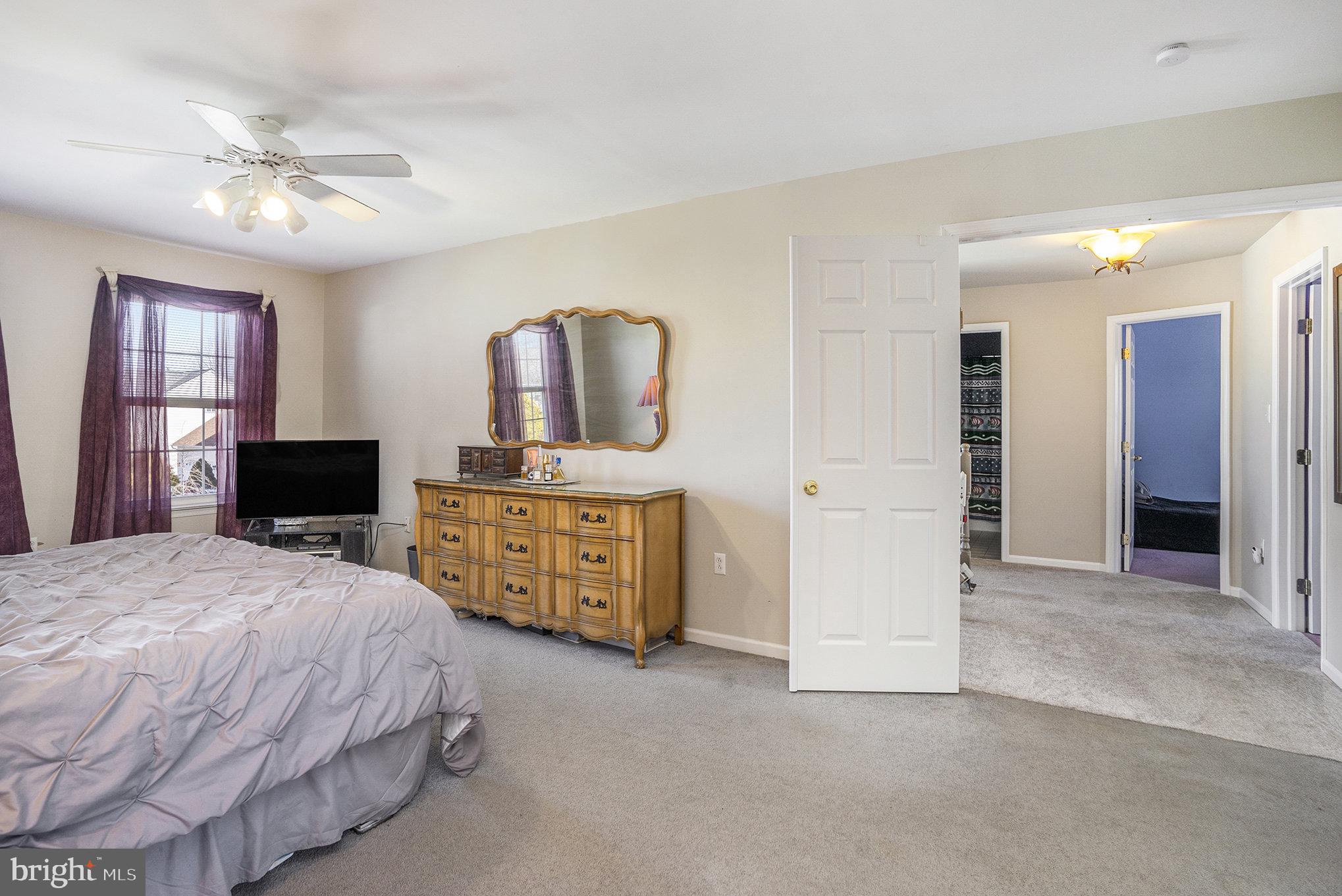 EVANSBURG CROSSING - Residential