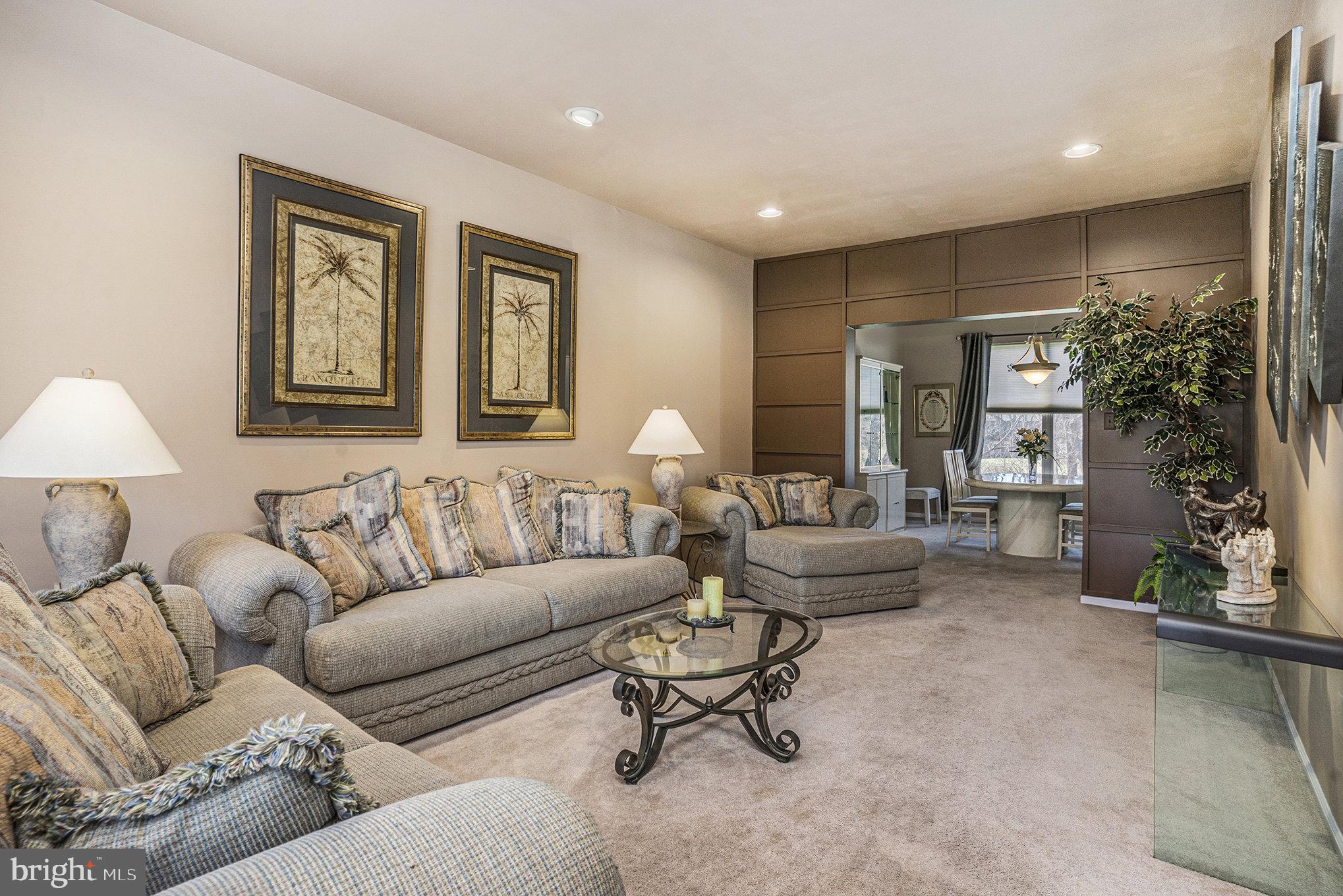 EVANSBURG CROSSING - Residential