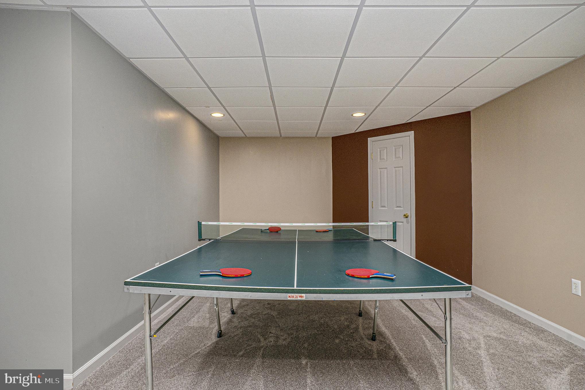 EVANSBURG CROSSING - Residential