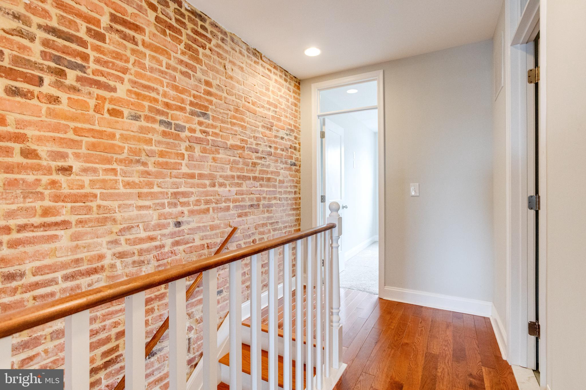 HIGHLANDTOWN - Residential