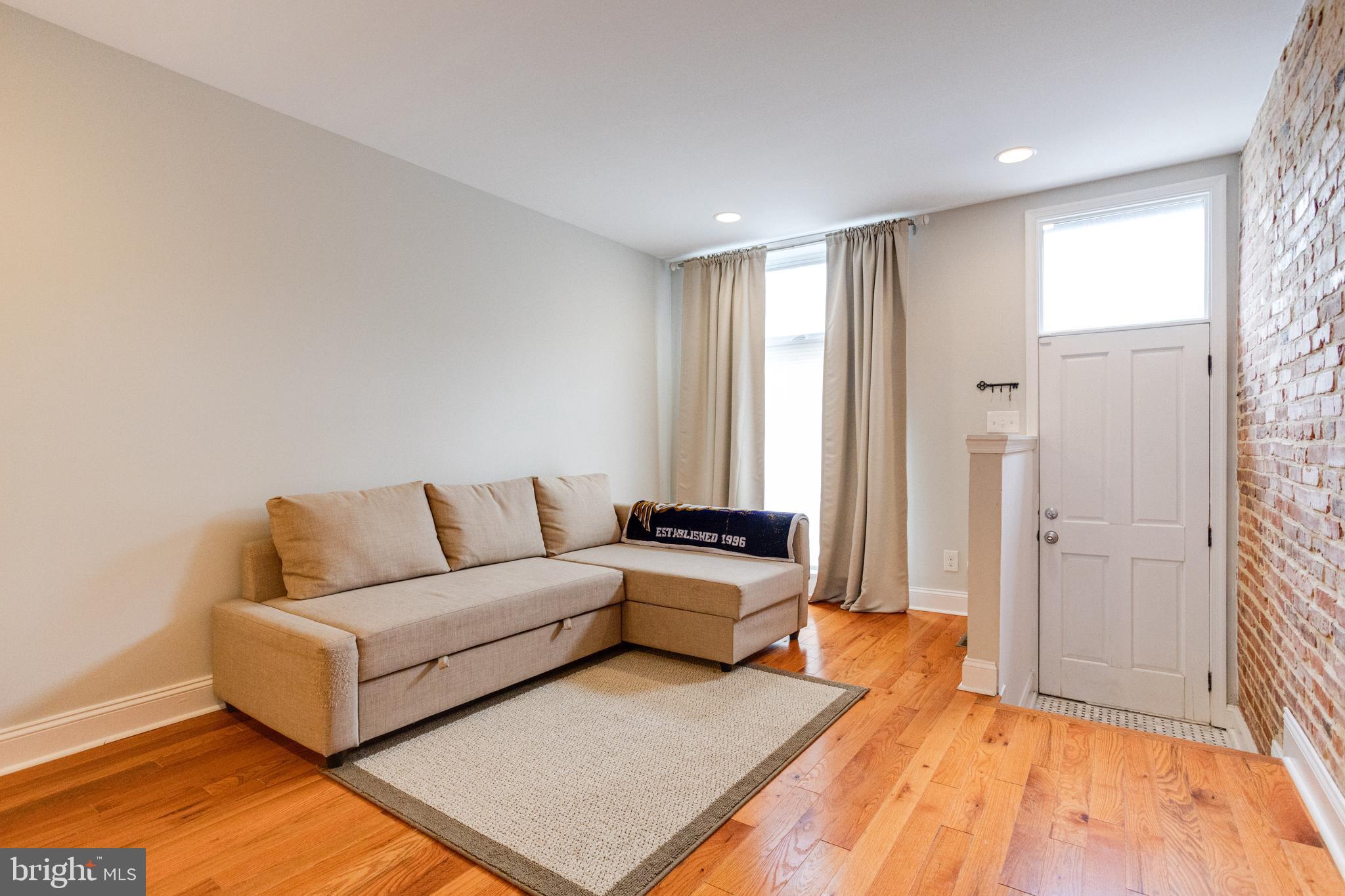 HIGHLANDTOWN - Residential