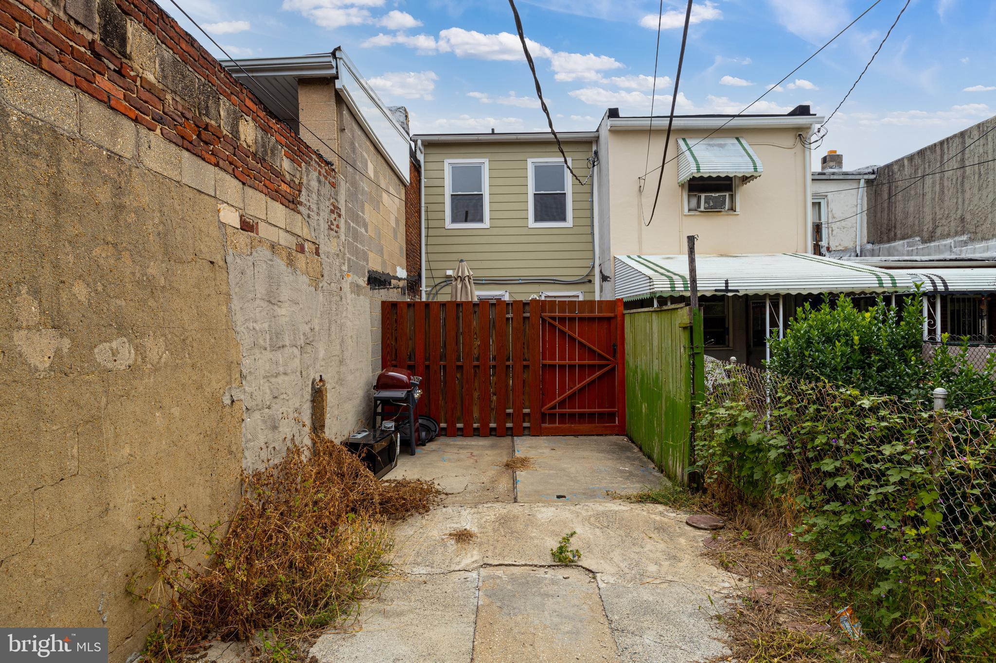 HIGHLANDTOWN - Residential