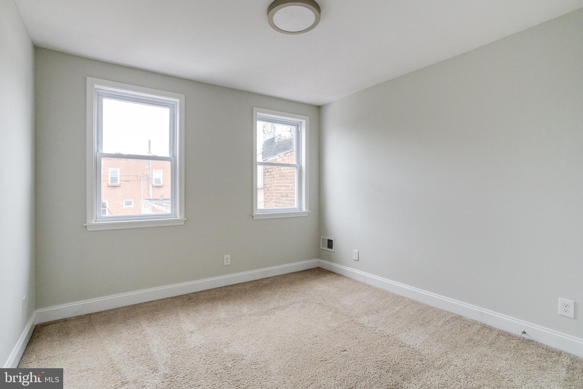 HIGHLANDTOWN - Residential