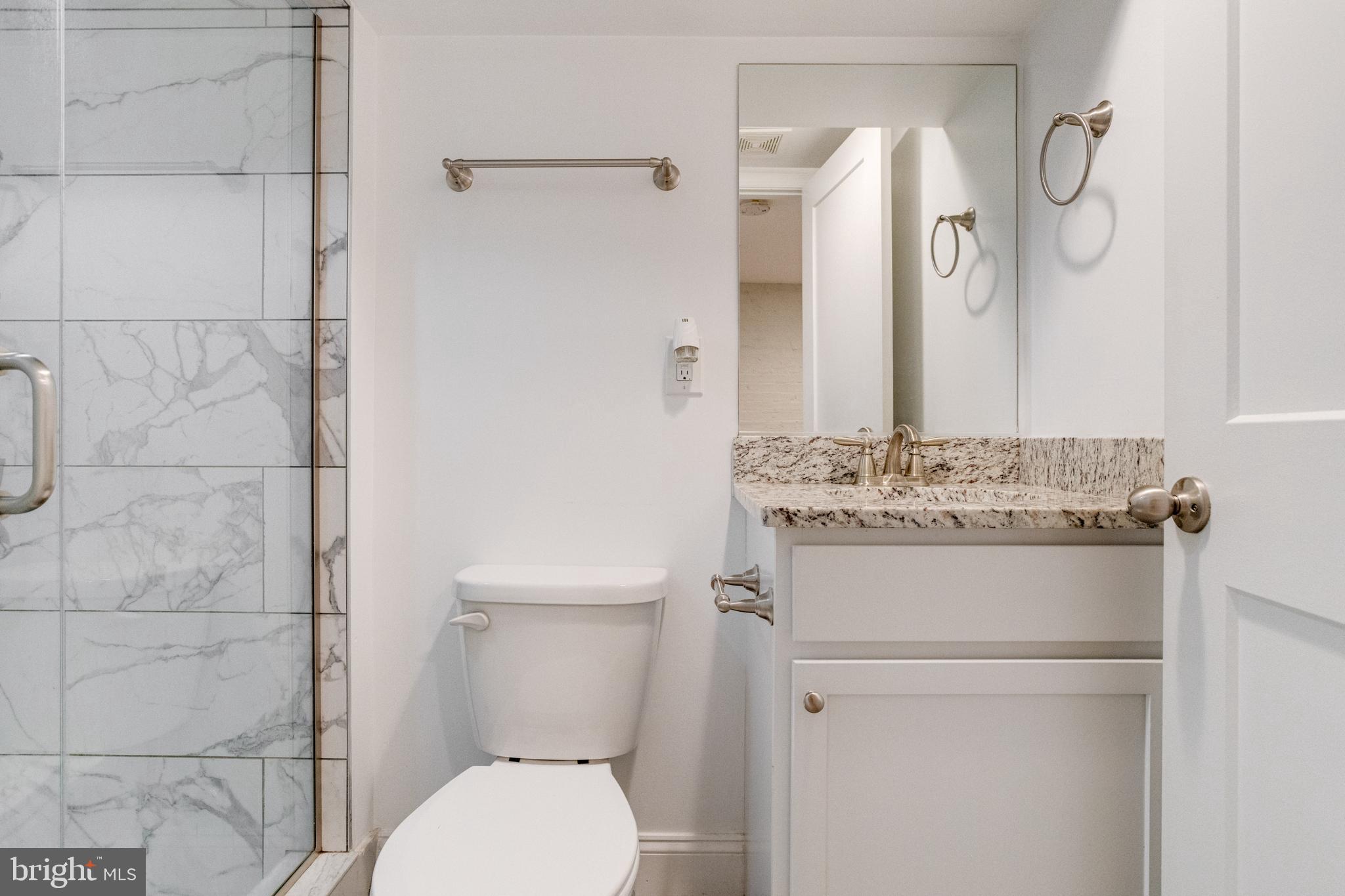 HIGHLANDTOWN - Residential