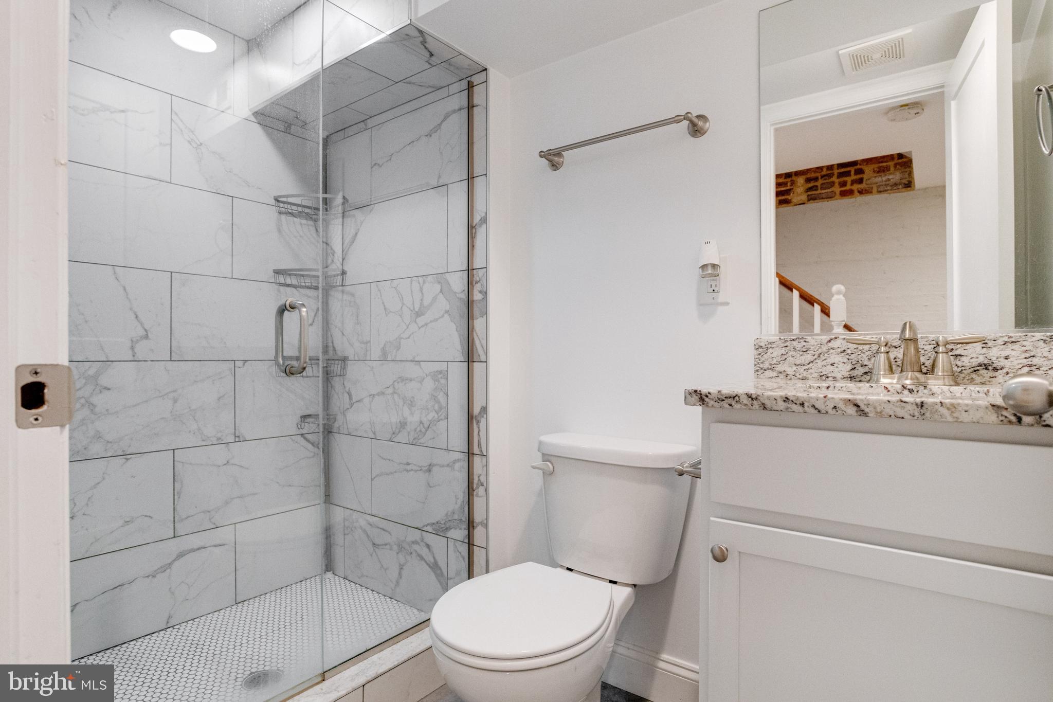 HIGHLANDTOWN - Residential