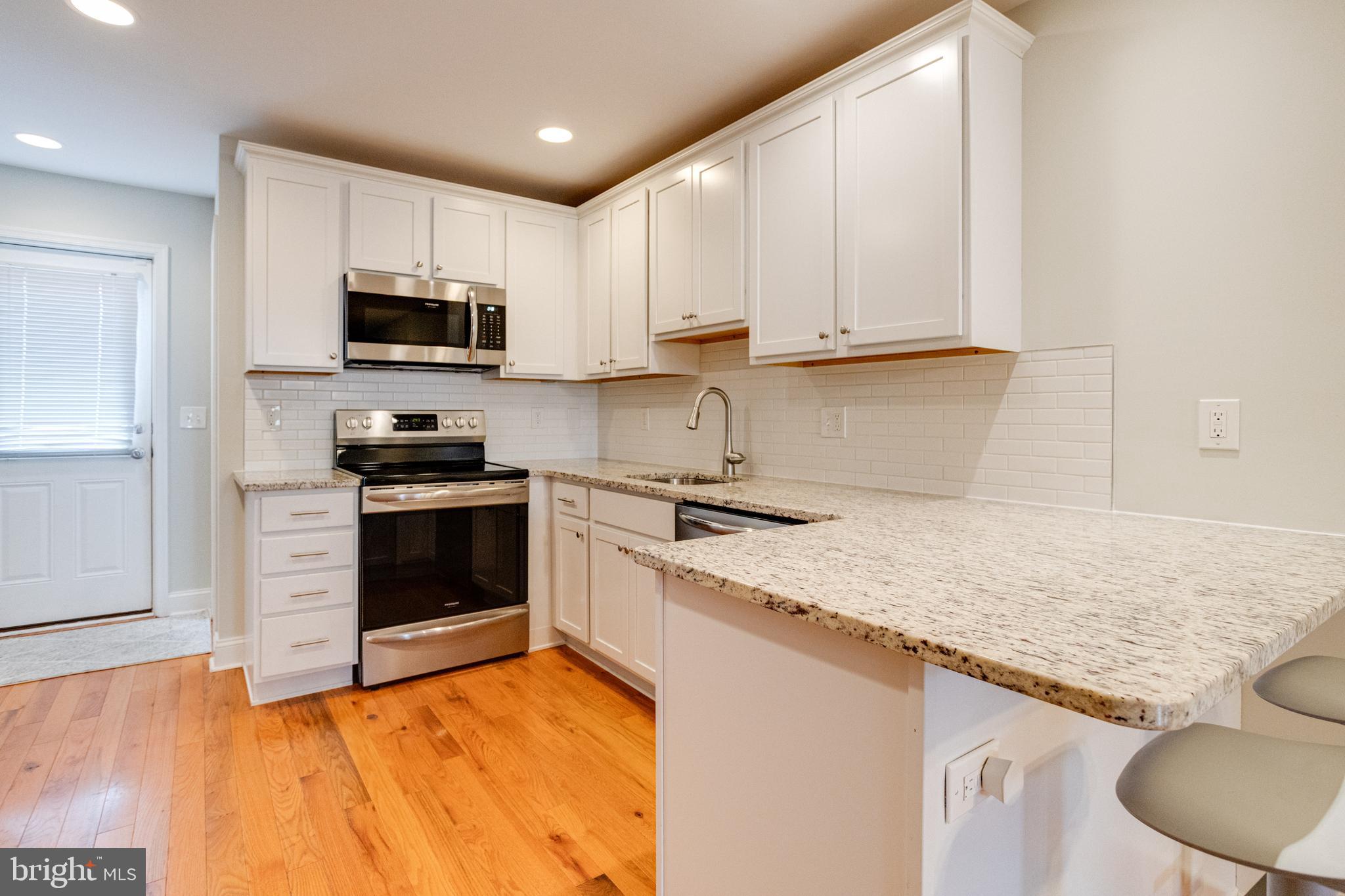 HIGHLANDTOWN - Residential