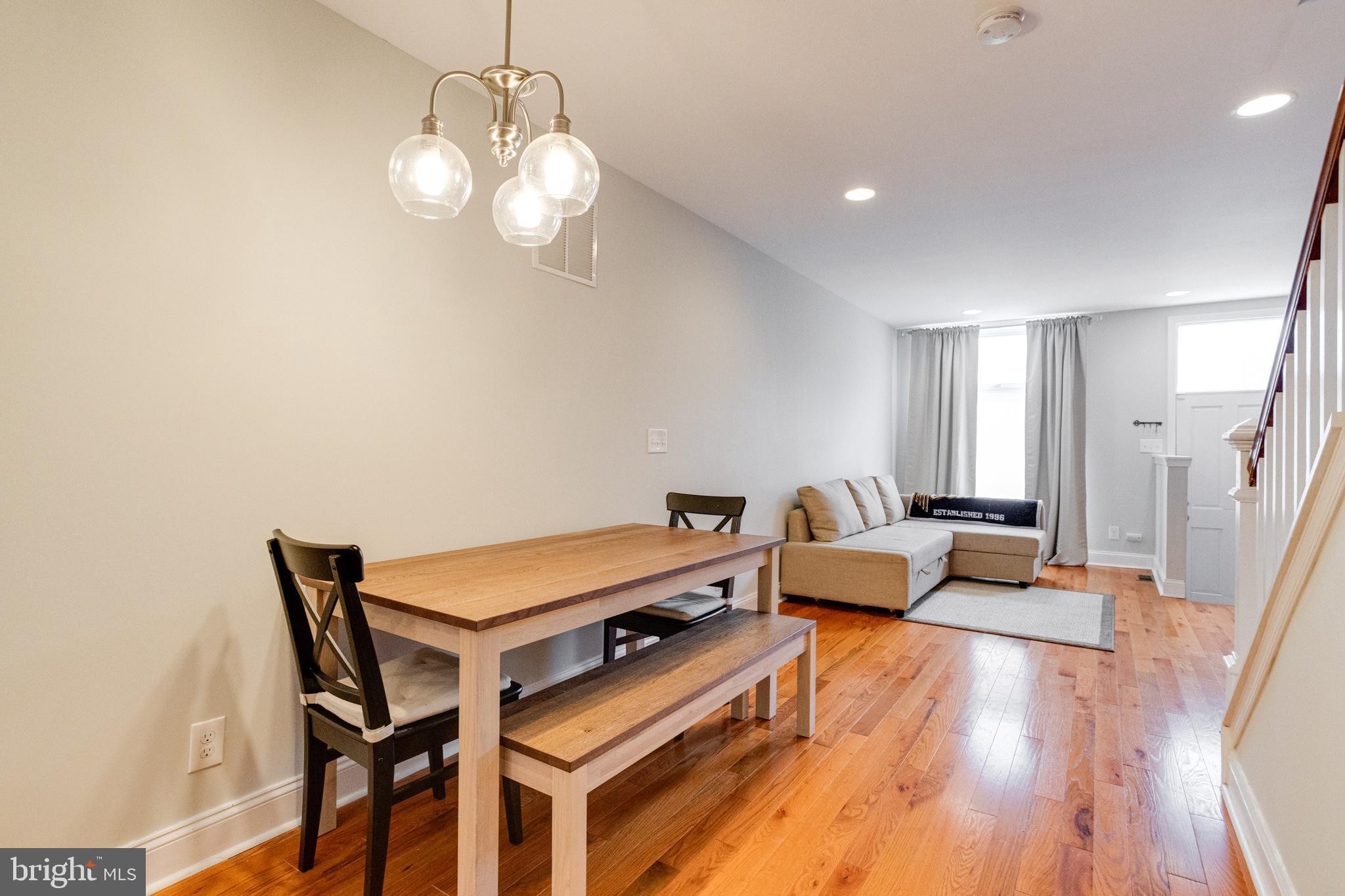 HIGHLANDTOWN - Residential