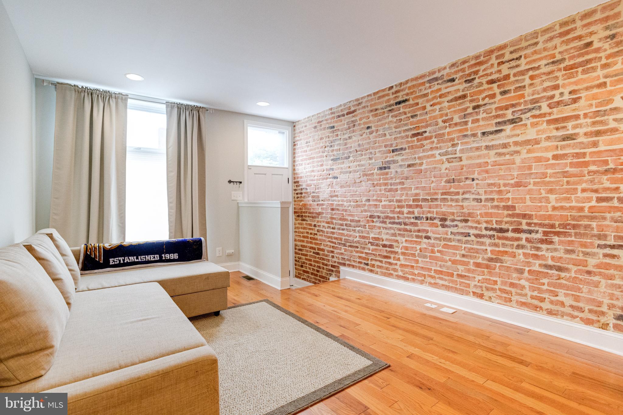 HIGHLANDTOWN - Residential