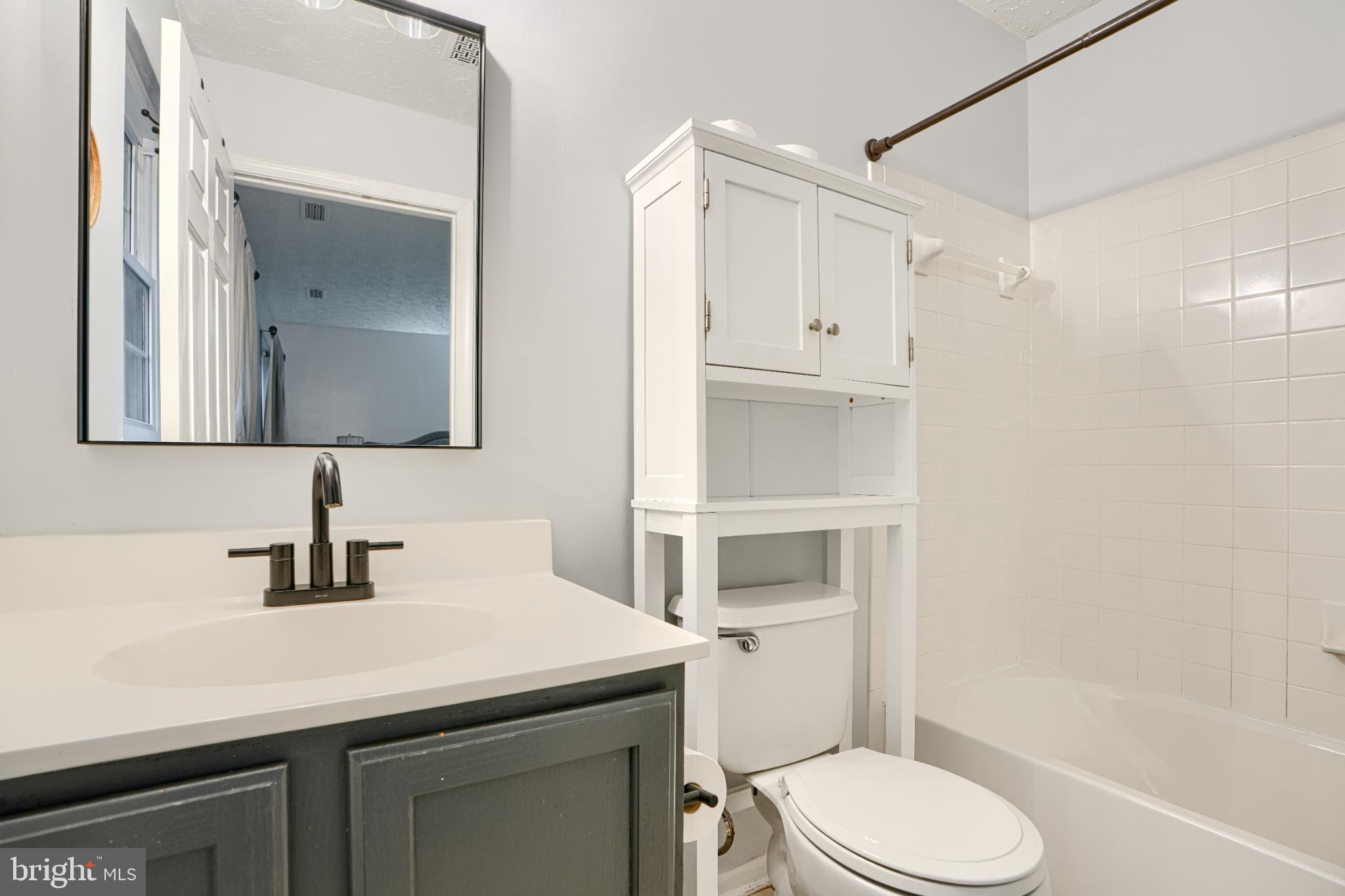 PERRY HALL FARMS - Residential