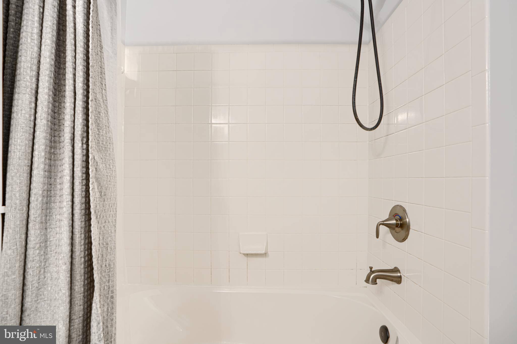 PERRY HALL FARMS - Residential