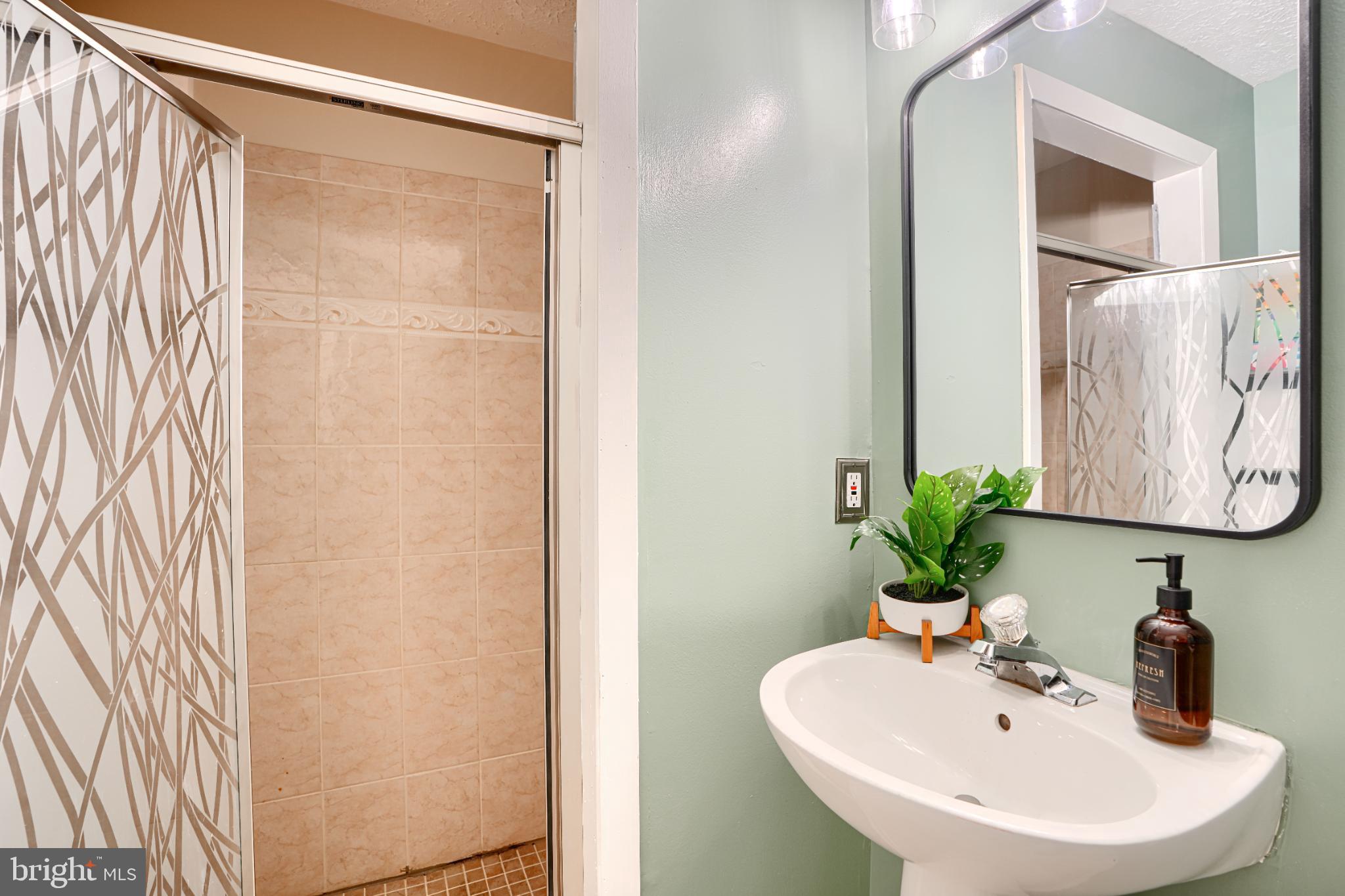 PERRY HALL FARMS - Residential