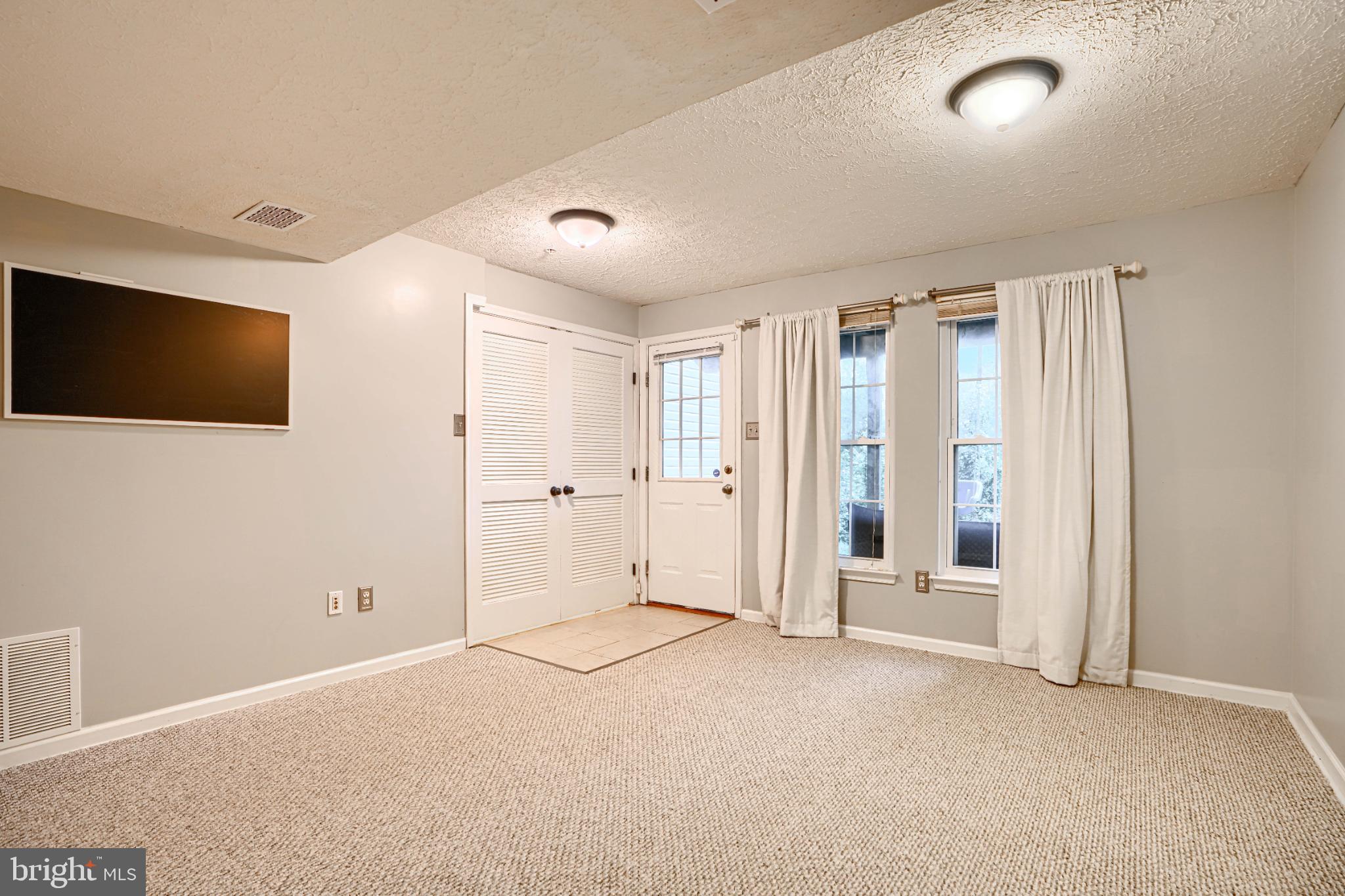 PERRY HALL FARMS - Residential