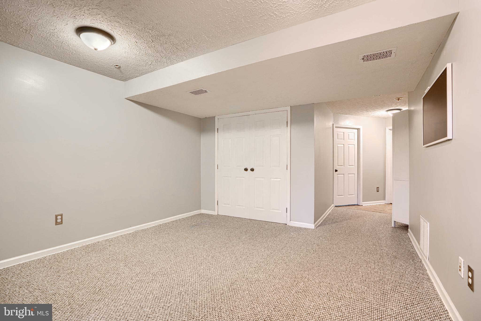 PERRY HALL FARMS - Residential