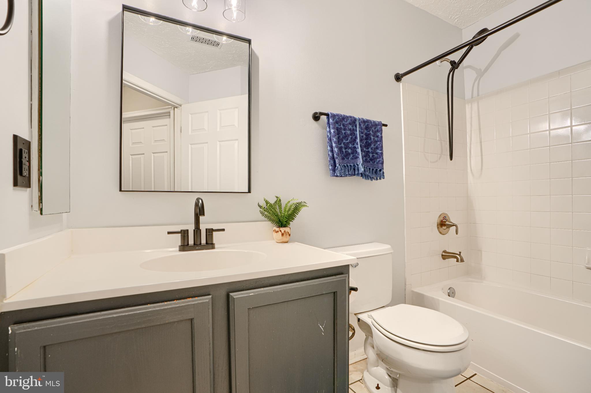 PERRY HALL FARMS - Residential