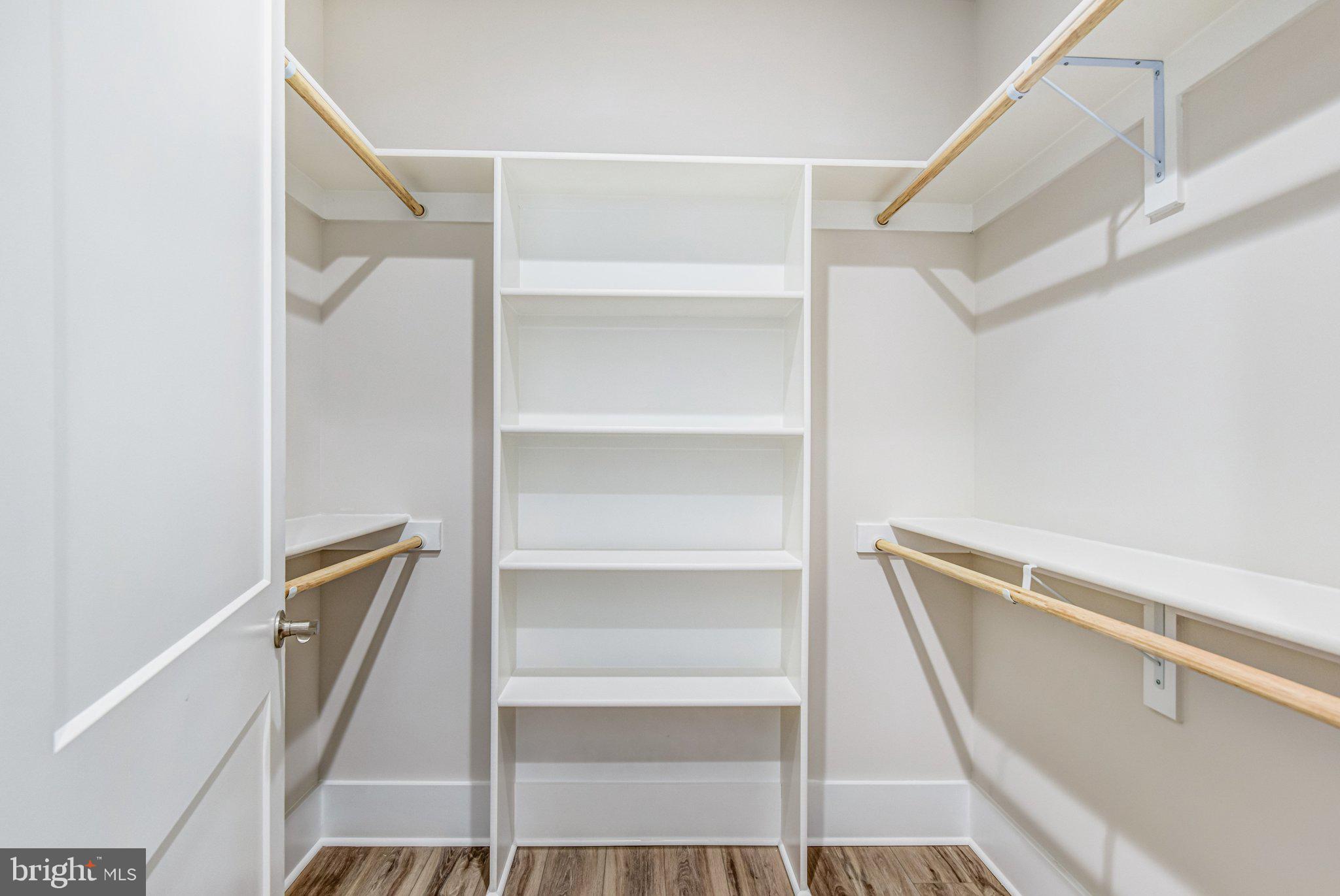 HAYMARKET TOWN - Residential