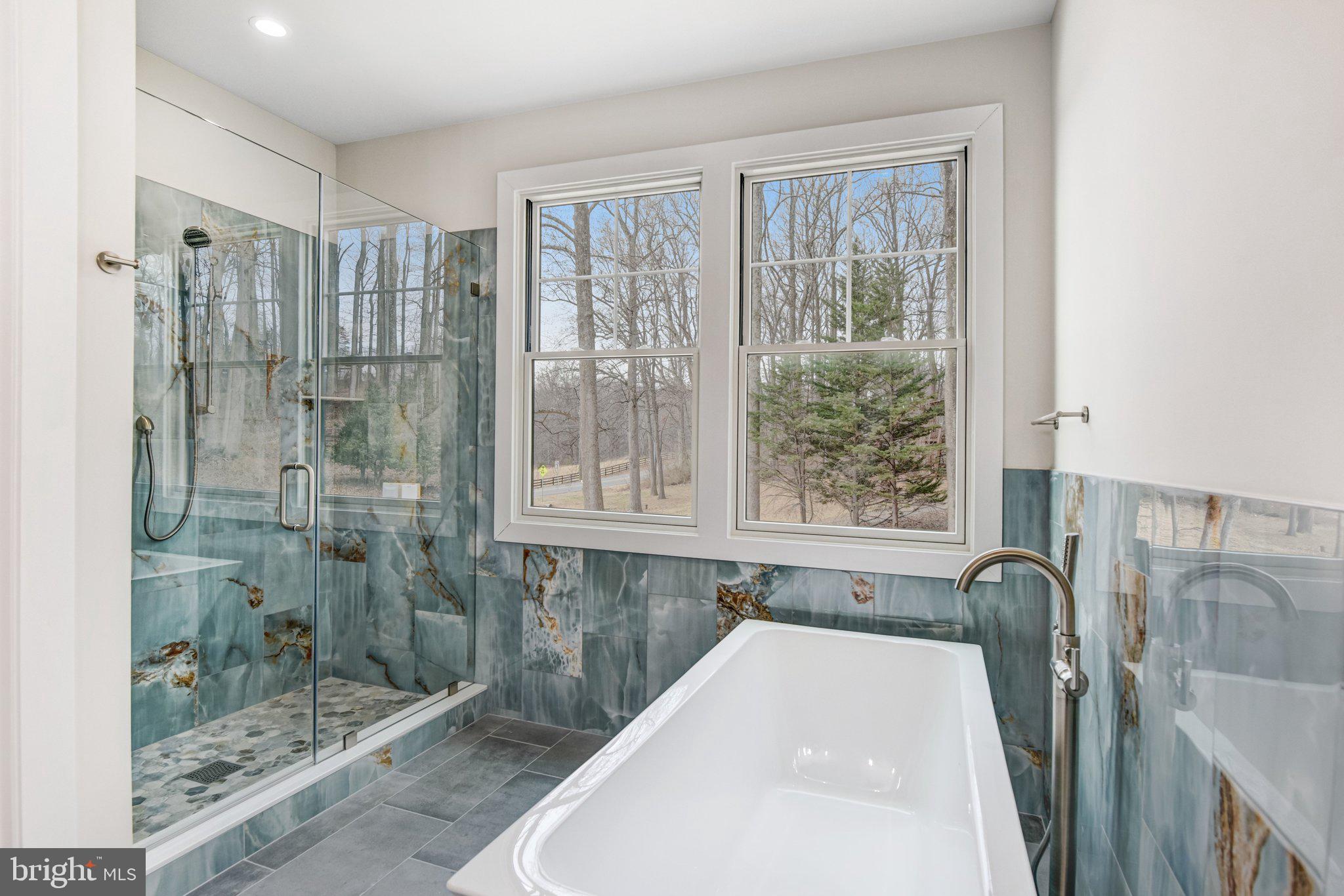 HAYMARKET TOWN - Residential