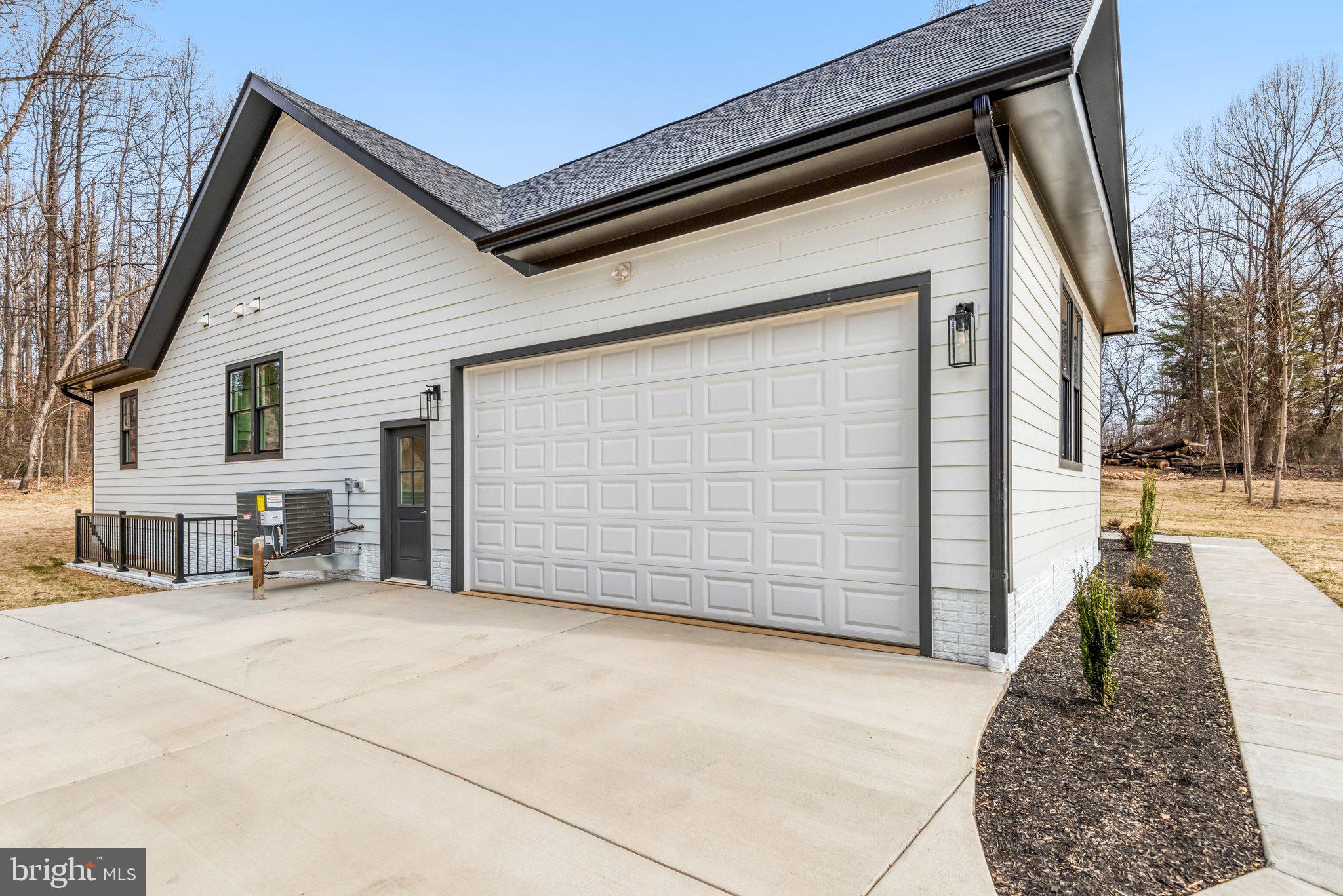 HAYMARKET TOWN - Residential