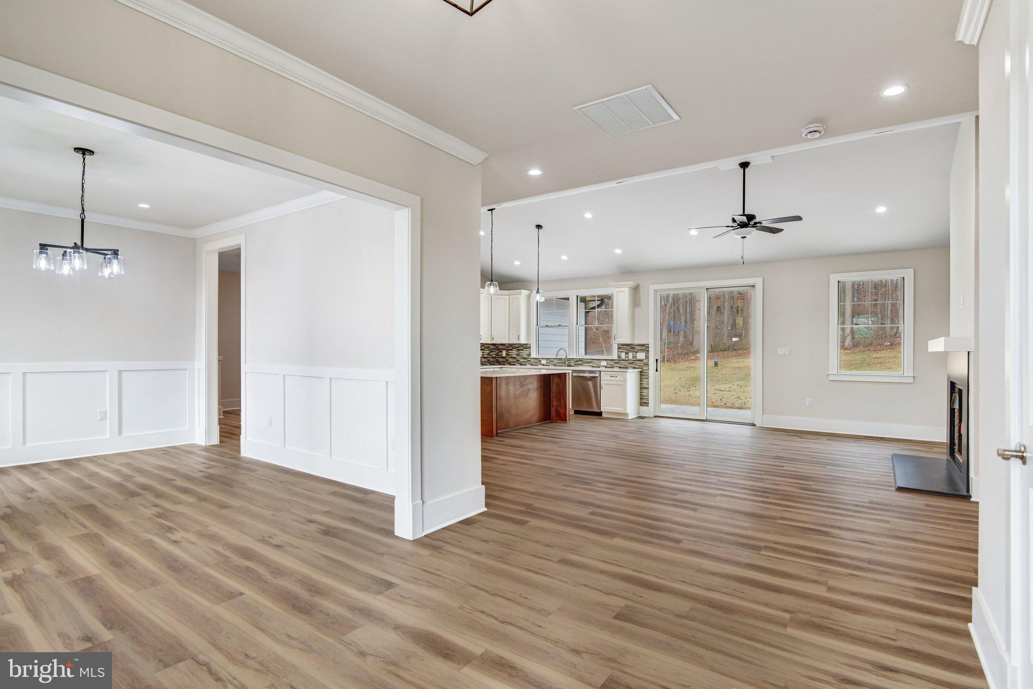 HAYMARKET TOWN - Residential