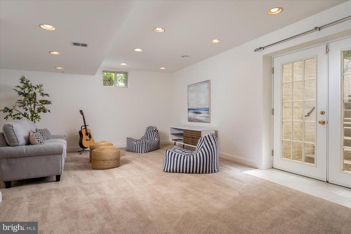 CAMBRIA - Residential