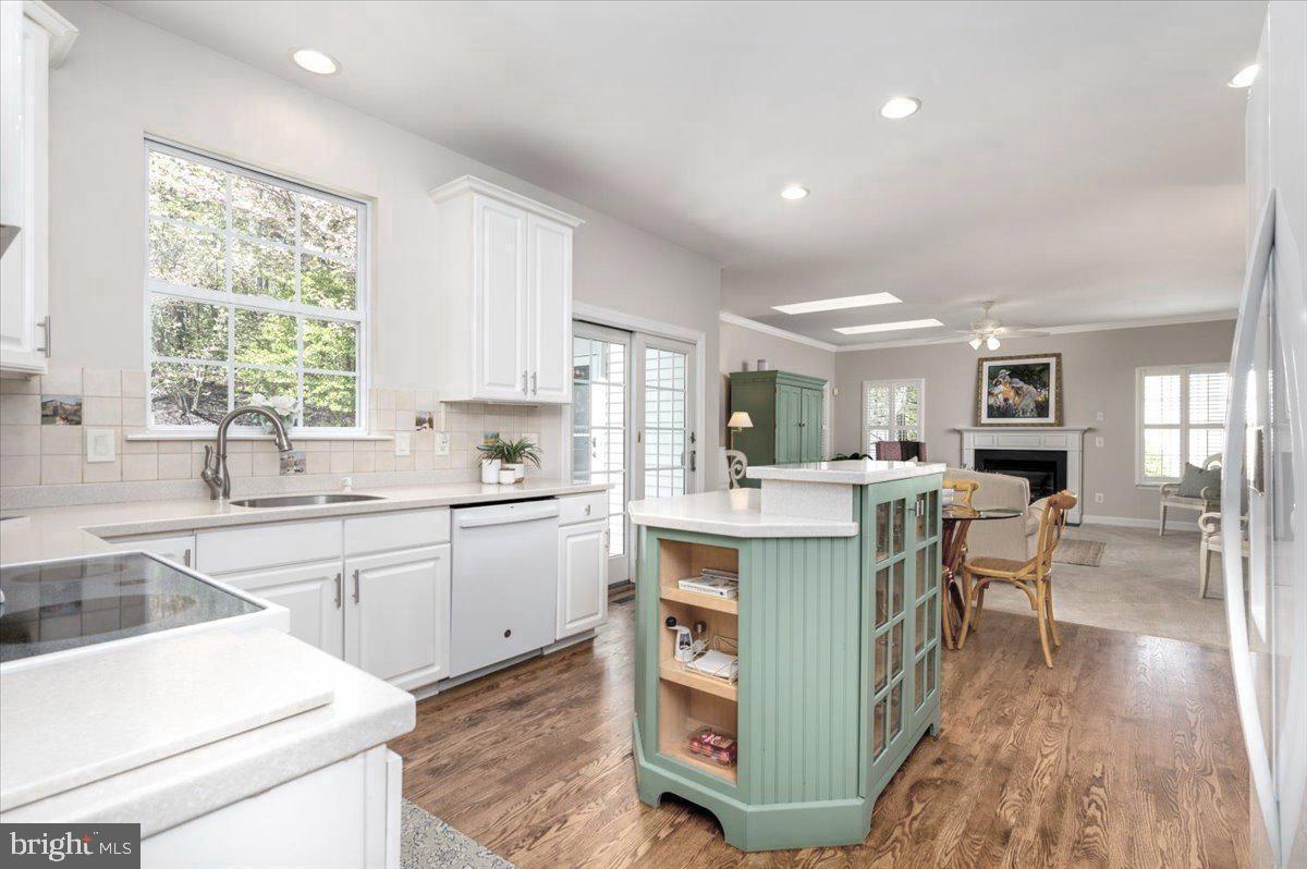 CAMBRIA - Residential