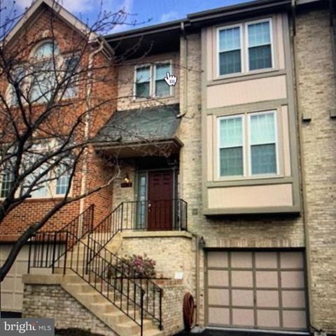 Photo of 6405 Little Potters Lane, ALEXANDRIA, VA 22310 (MLS # VAFX2293036)