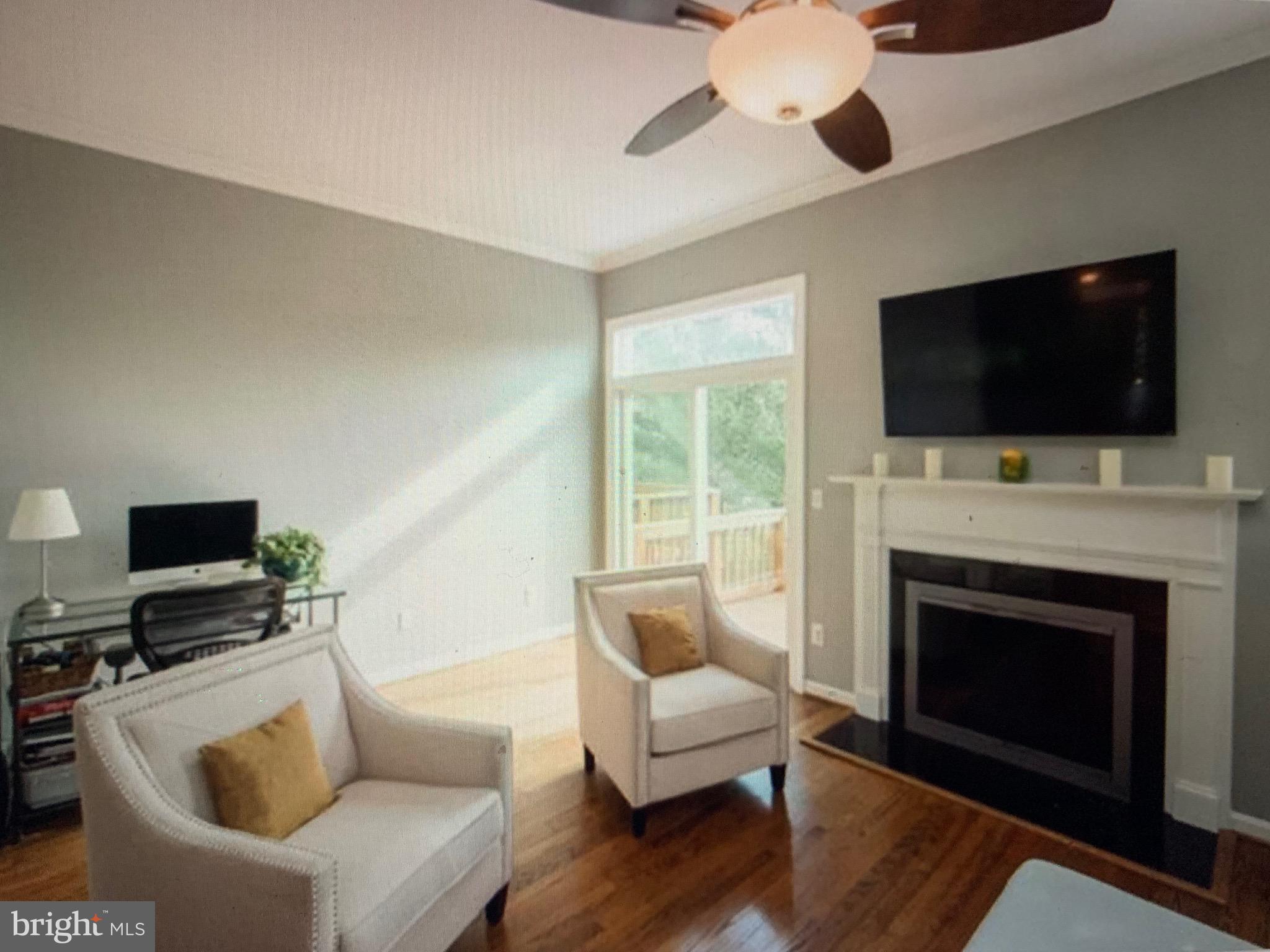 6405 LITTLE POTTERS LANE