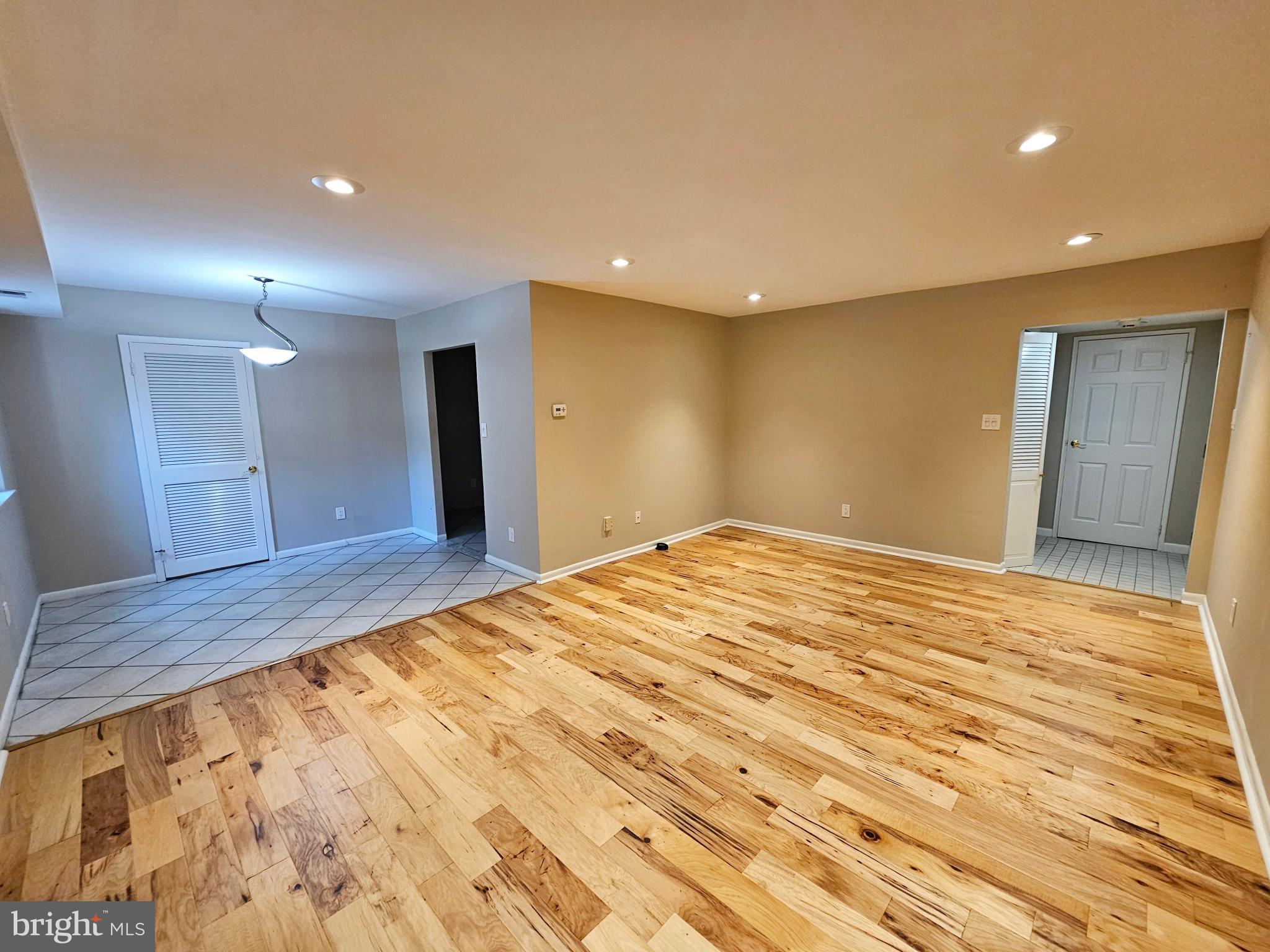 GYPSY LANE CONDOS - Residential Lease