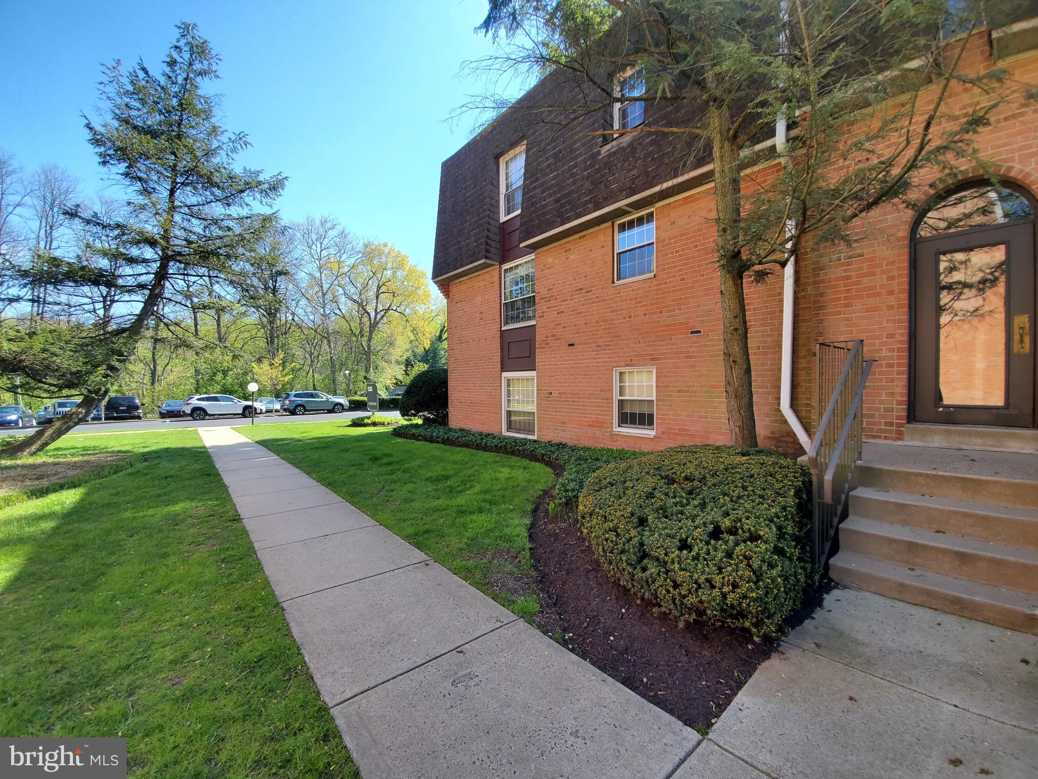 GYPSY LANE CONDOS - Residential Lease